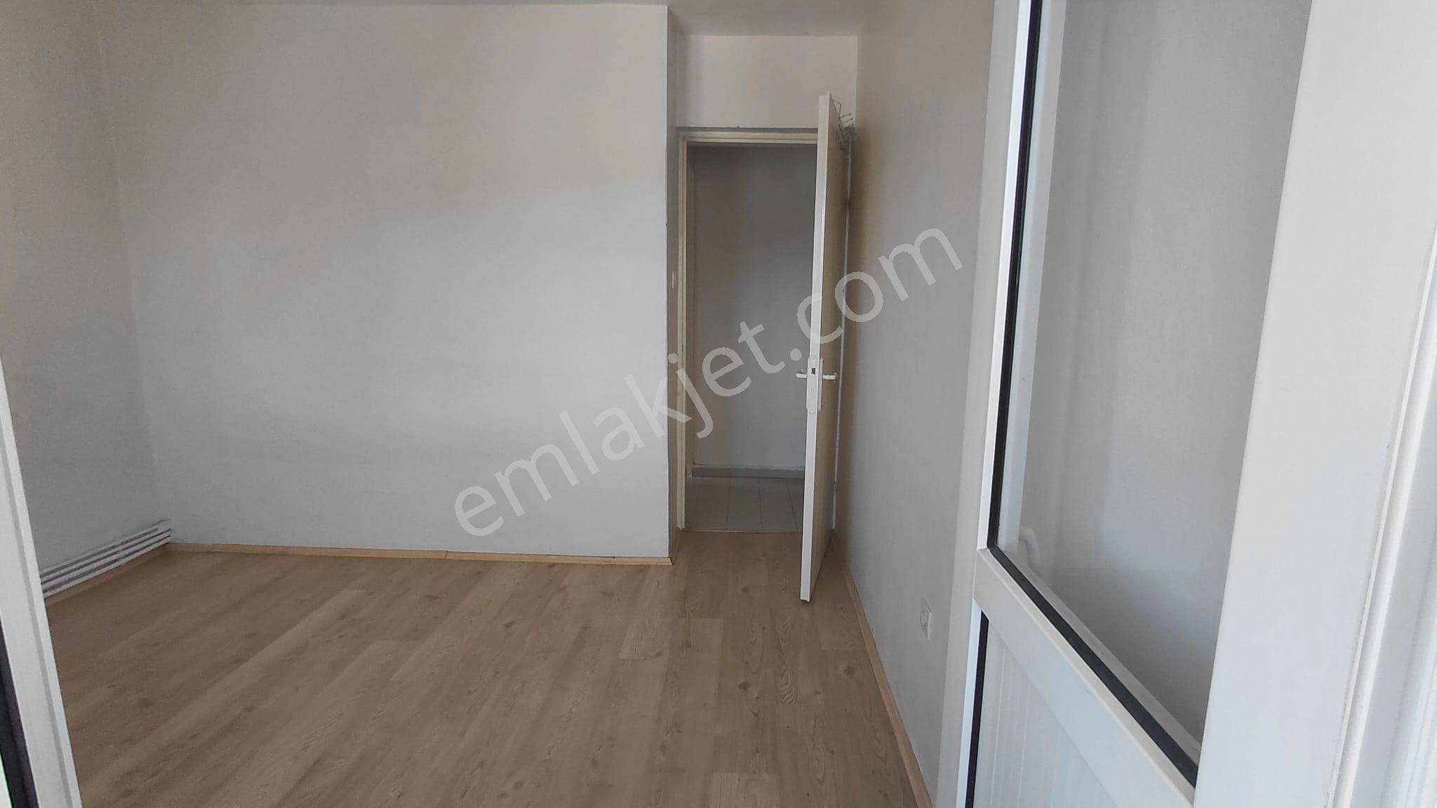 Bornova Evka 4 2+1 Doğalgazlı Ferah Kiralık Daire - Görsel 15