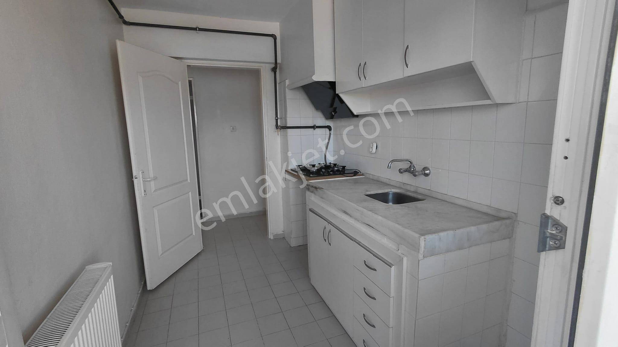 Bornova Evka 4 2+1 Doğalgazlı Ferah Kiralık Daire - Görsel 17