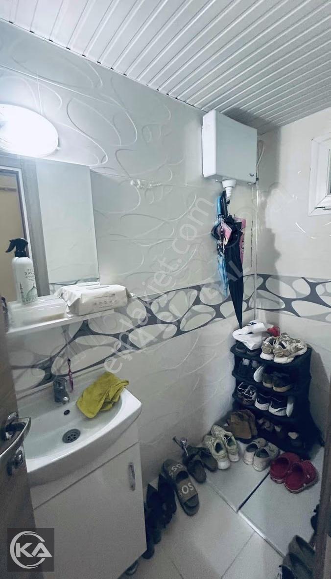 Çağlayanda Merkezi Konumda D.gazlı E.banyolu Satılık 3+1 Daire - Görsel 35