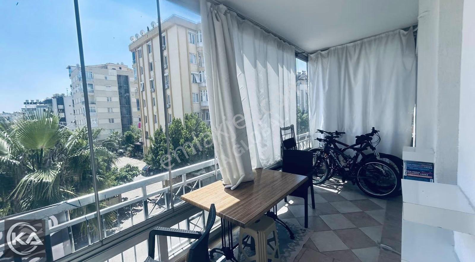 Çağlayanda Merkezi Konumda D.gazlı E.banyolu Satılık 3+1 Daire - Görsel 34