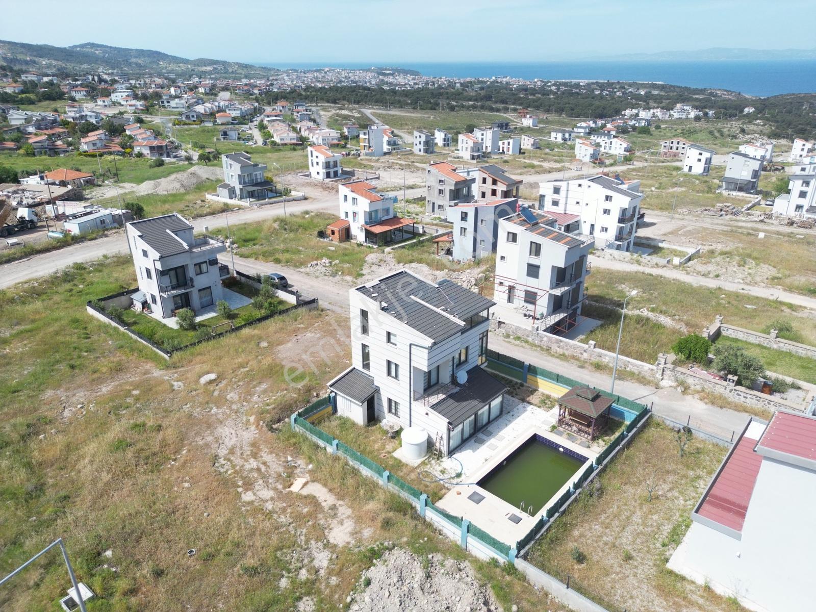 Mordoğanda Deniz Manzaralı Havuzlu 4+1 Villa - Görsel 2