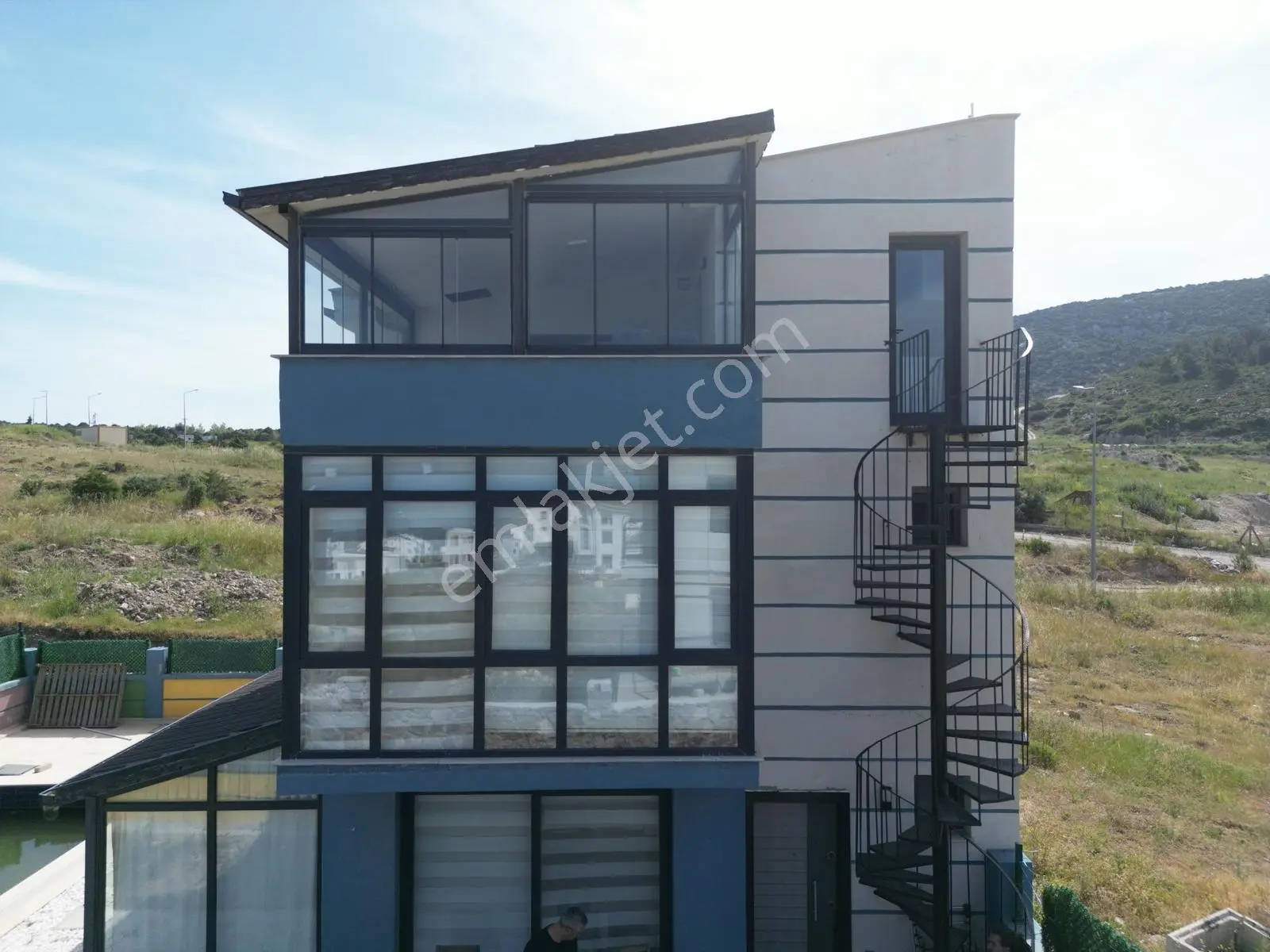 Mordoğanda Deniz Manzaralı Havuzlu 4+1 Villa - Görsel 5