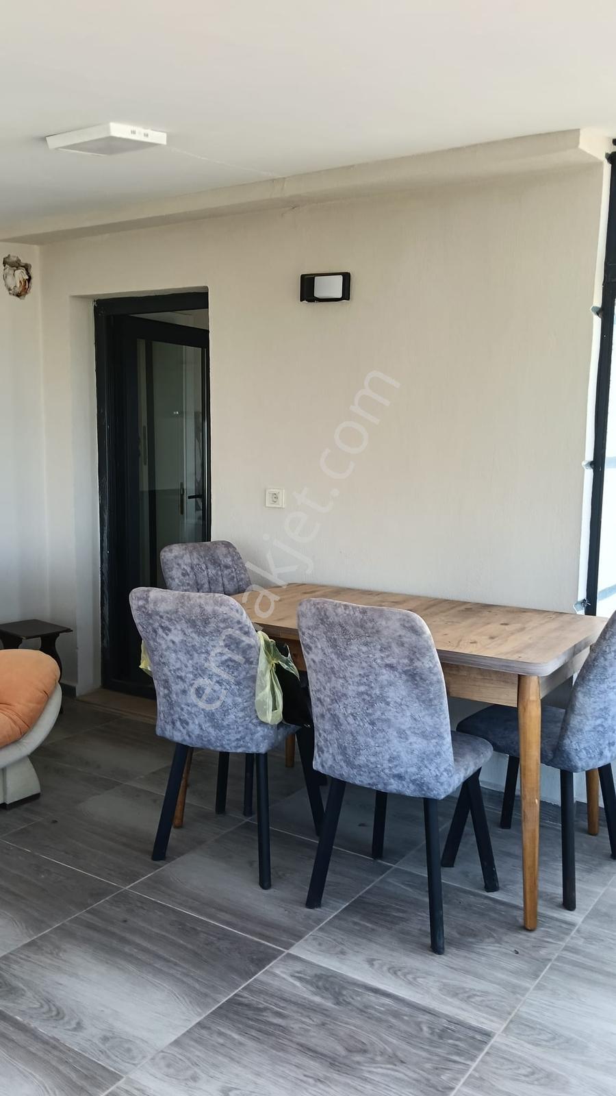 Mordoğanda Deniz Manzaralı Havuzlu 4+1 Villa - Görsel 8