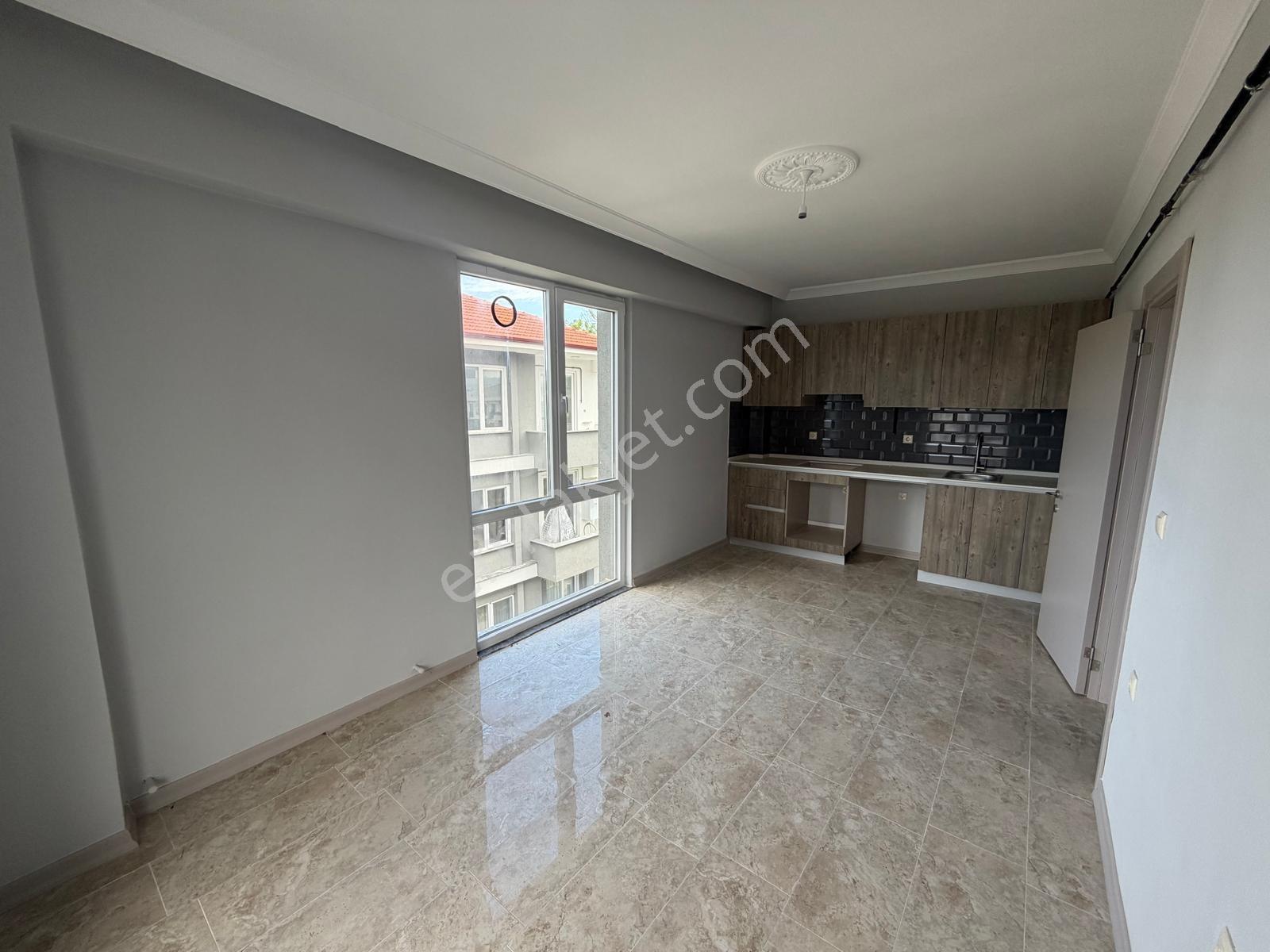 Kocaali Yalı Mahallesi Havuzlu Site İçerisinde 1+1 Sıfır Daire - Görsel 30