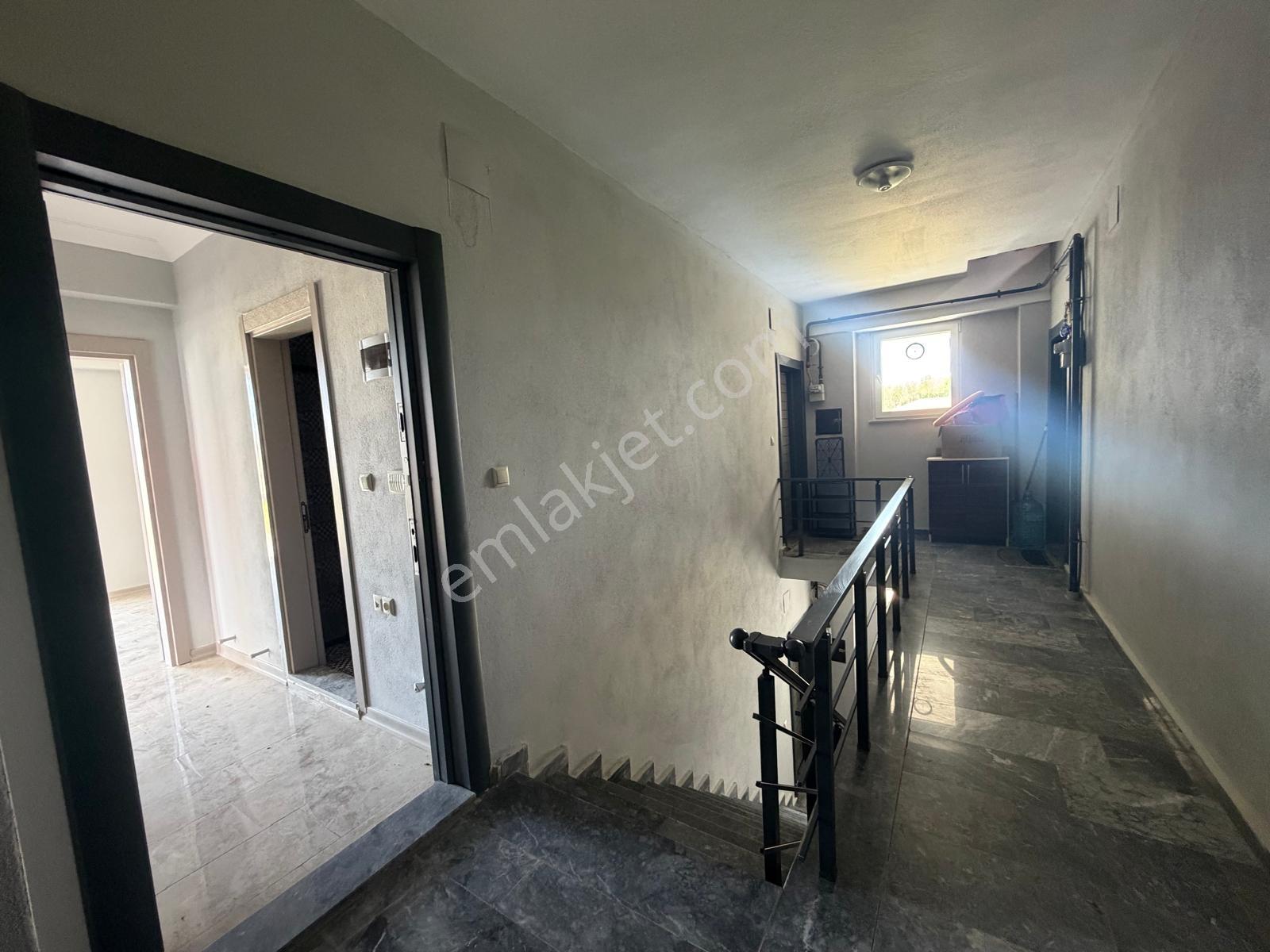 Kocaali Yalı Mahallesi Havuzlu Site İçerisinde 1+1 Sıfır Daire - Görsel 11
