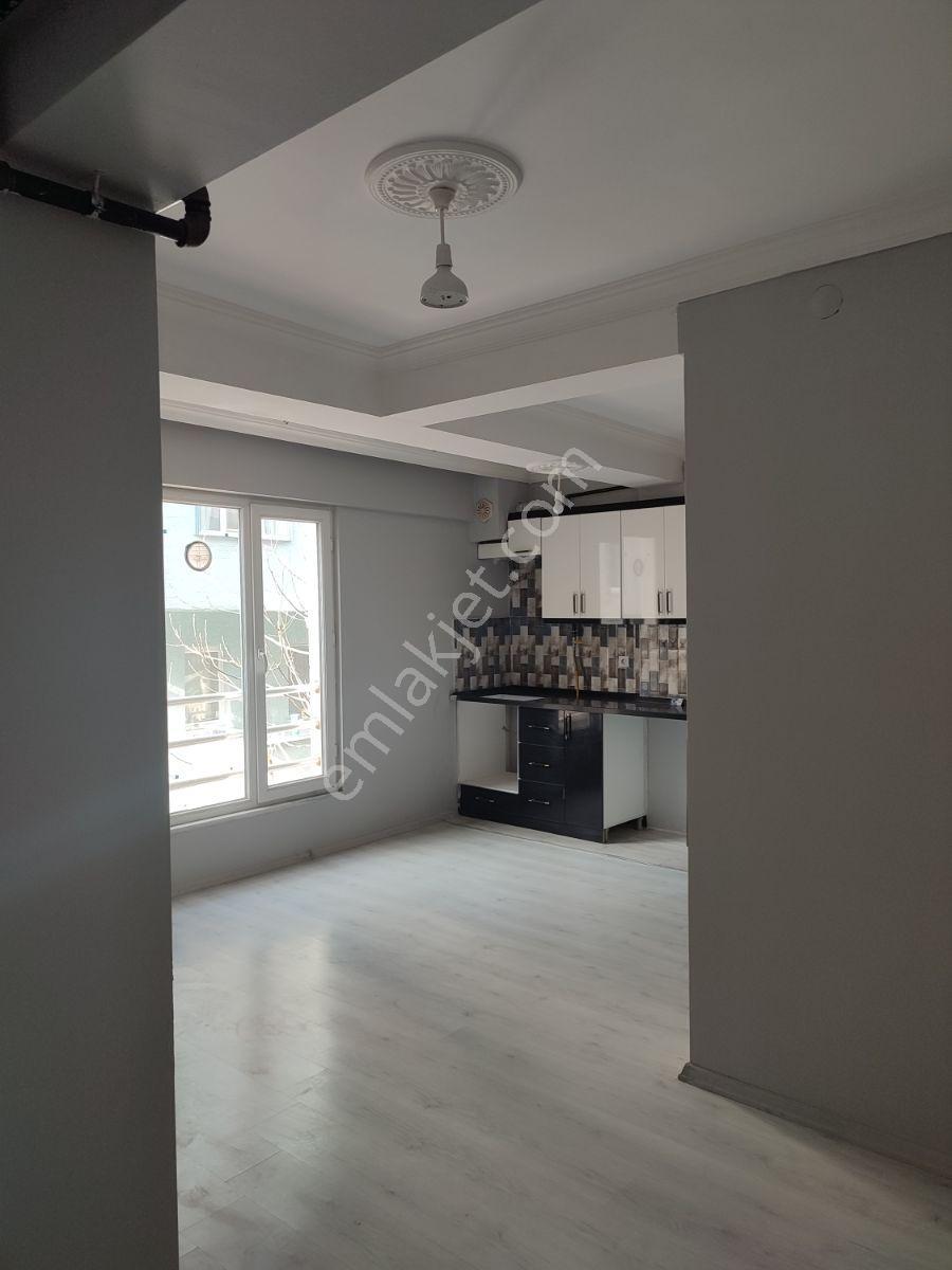 Ertuğrulgazi Mahallesinde 1+1 1.kat 45 M2 Kiralık Daire - Görsel 8