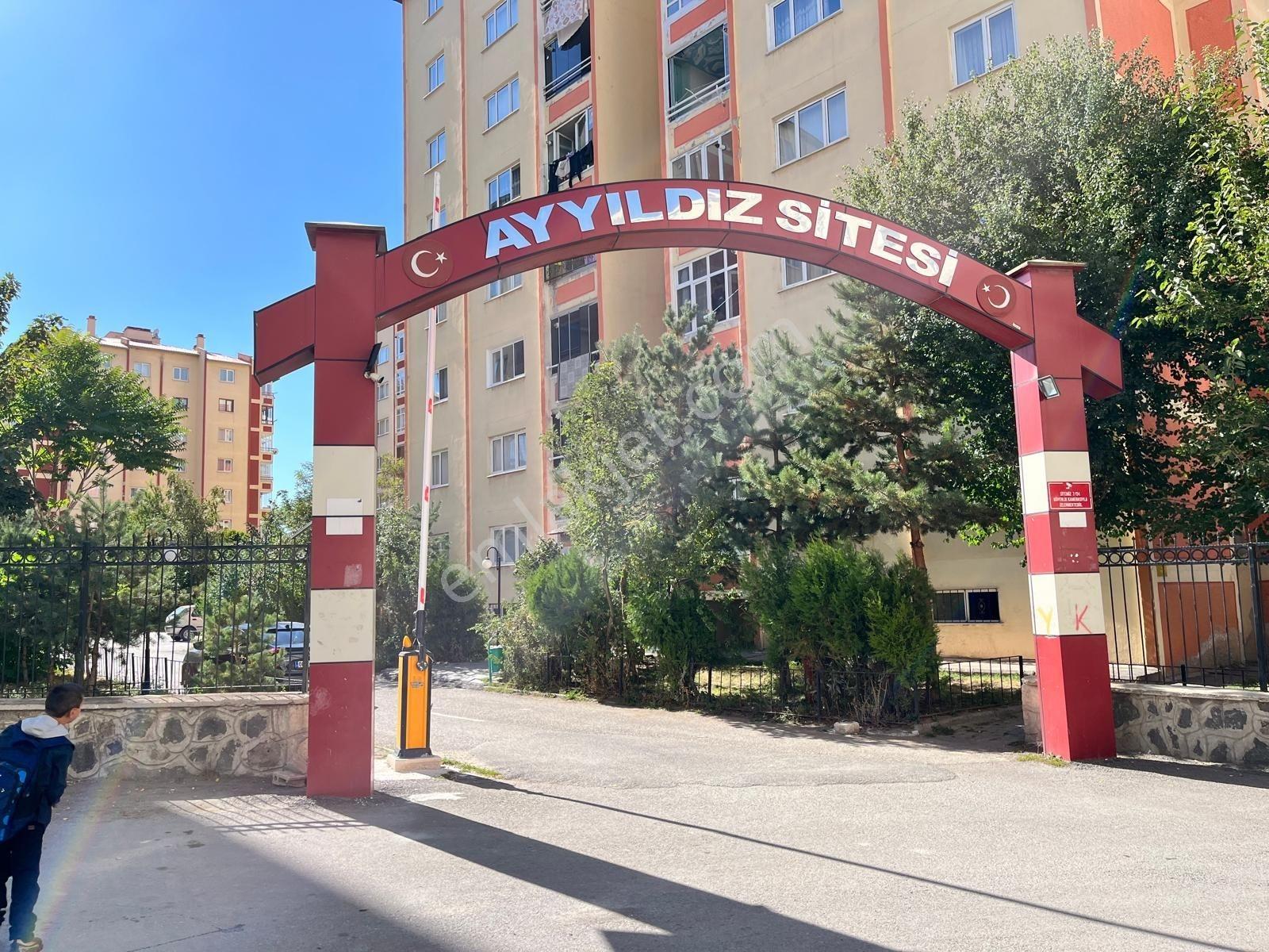 Emlak Dünya Gym'den İçi Yapıldı Ayyıldız 3+1 Satılık Daire