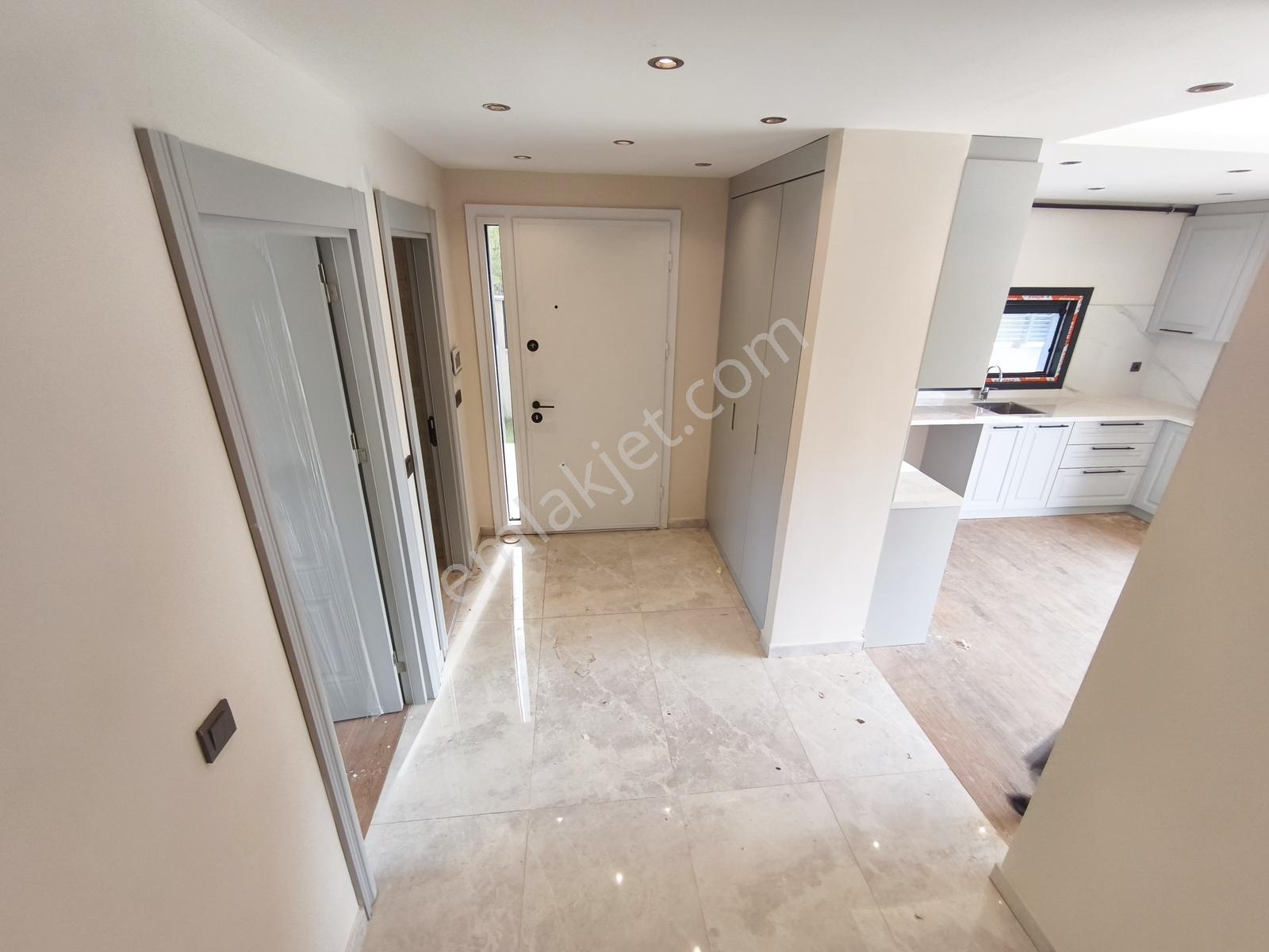 Remax Anka'dan Müstakil Bahçeli 3+1 Satılık Villa - Görsel 12