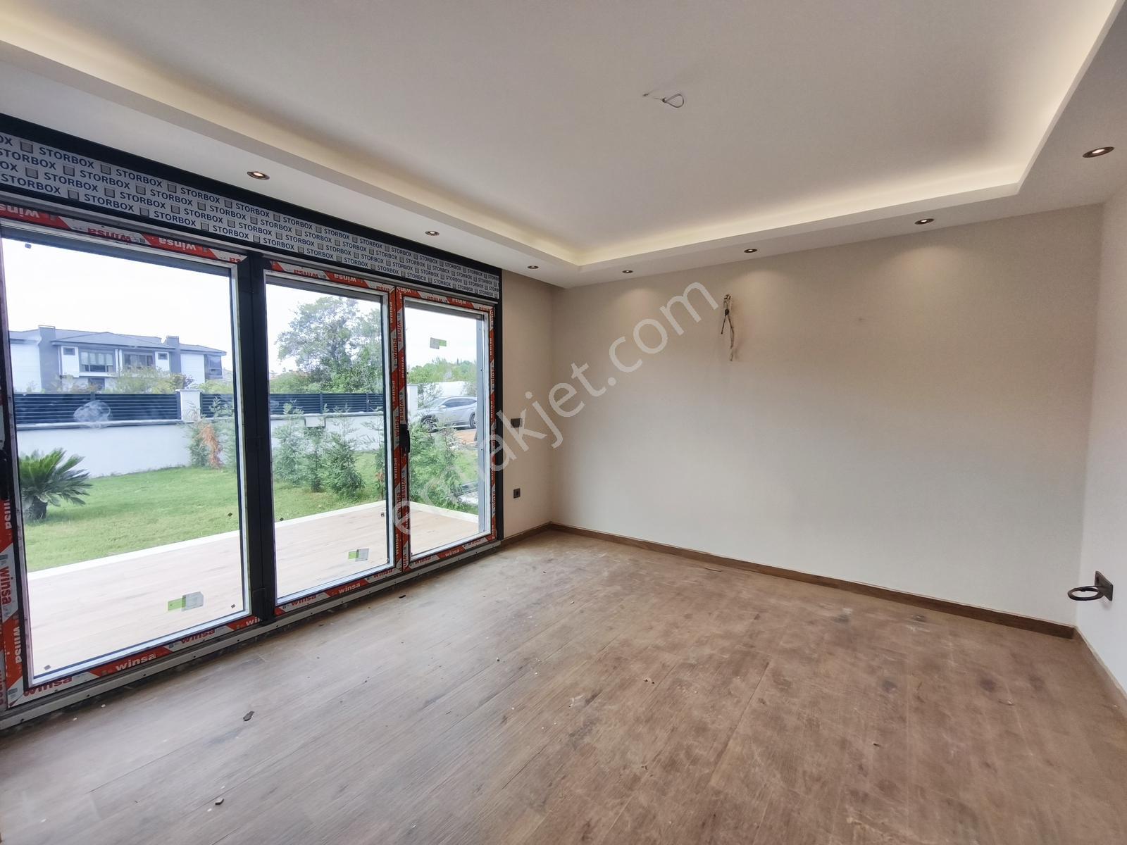 Remax Anka'dan Müstakil Bahçeli 3+1 Satılık Villa - Görsel 14