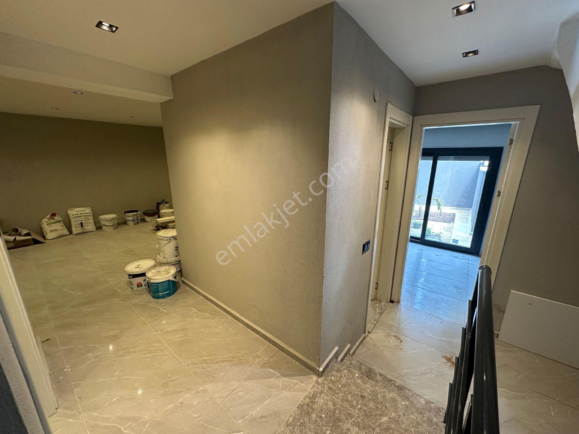 Kuşadası Avm Ye Yakın Kapalı Otapark 305m2 Bağımsız Tek Müstakil - Görsel 18
