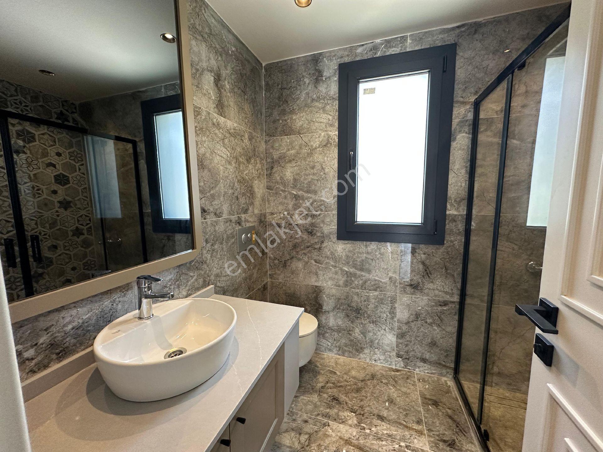 Kuşadası Avm Ye Yakın Kapalı Otapark 305m2 Bağımsız Tek Müstakil - Görsel 25