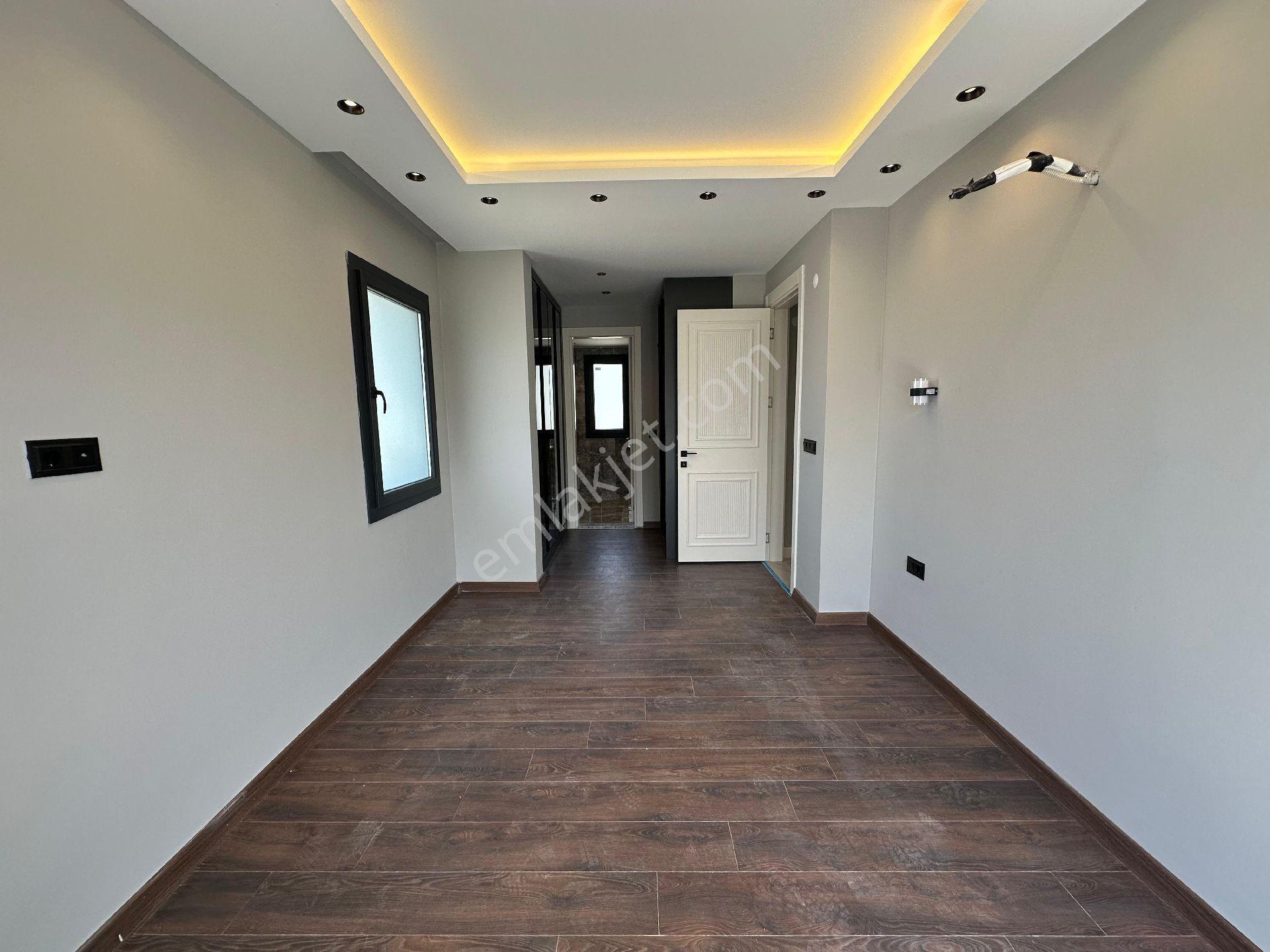 Kuşadası Avm Ye Yakın Kapalı Otapark 305m2 Bağımsız Tek Müstakil - Görsel 17