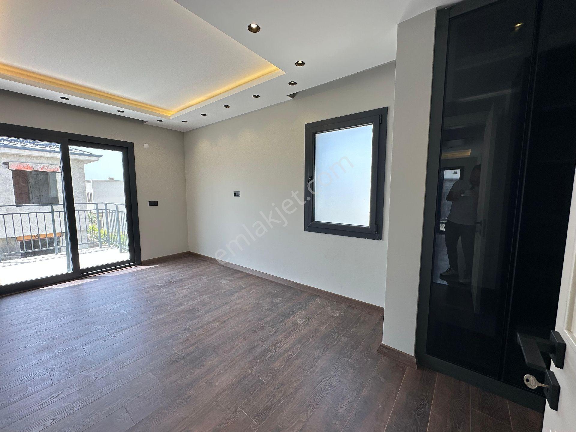 Kuşadası Avm Ye Yakın Kapalı Otapark 305m2 Bağımsız Tek Müstakil - Görsel 15