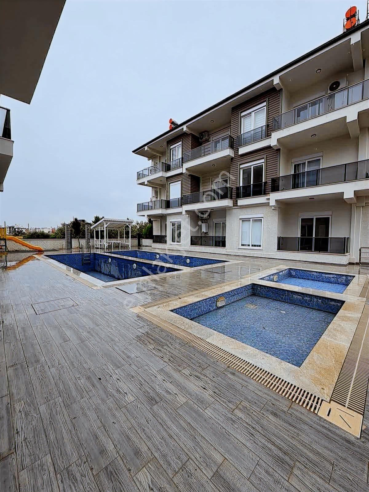 Müstakil Daire Tadında 2+1 Herşeyi Ayrı Site İçi Ultra Lüksdaire - Görsel 22