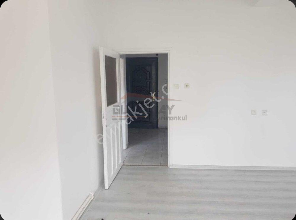 Güvenay - Çorum Bahabey Cad. İpek Taksi İlerisi Cadde Üzeri 3+1 Satılık Daire - Görsel 12