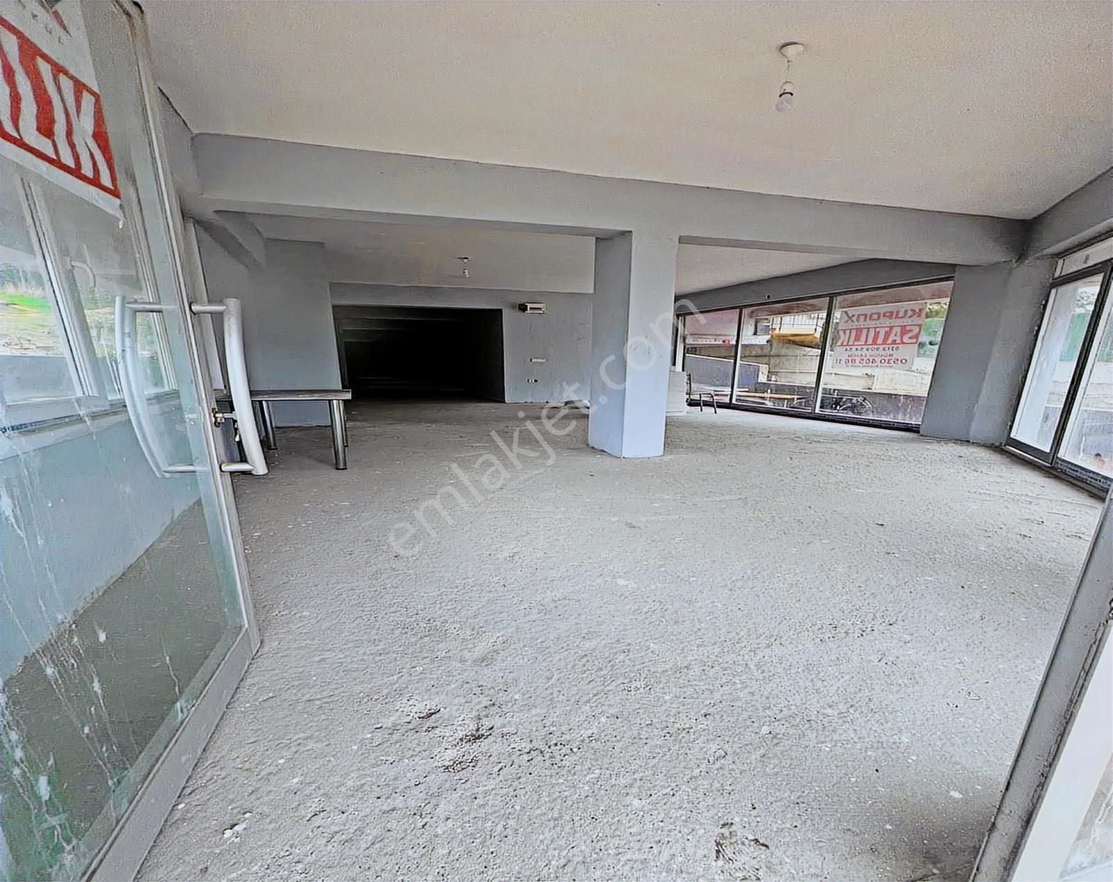 Beylikdüzü Kavaklı'dan İşlek Cadde Üzerinde Geniş M2'li Dükkan ! - Görsel 27