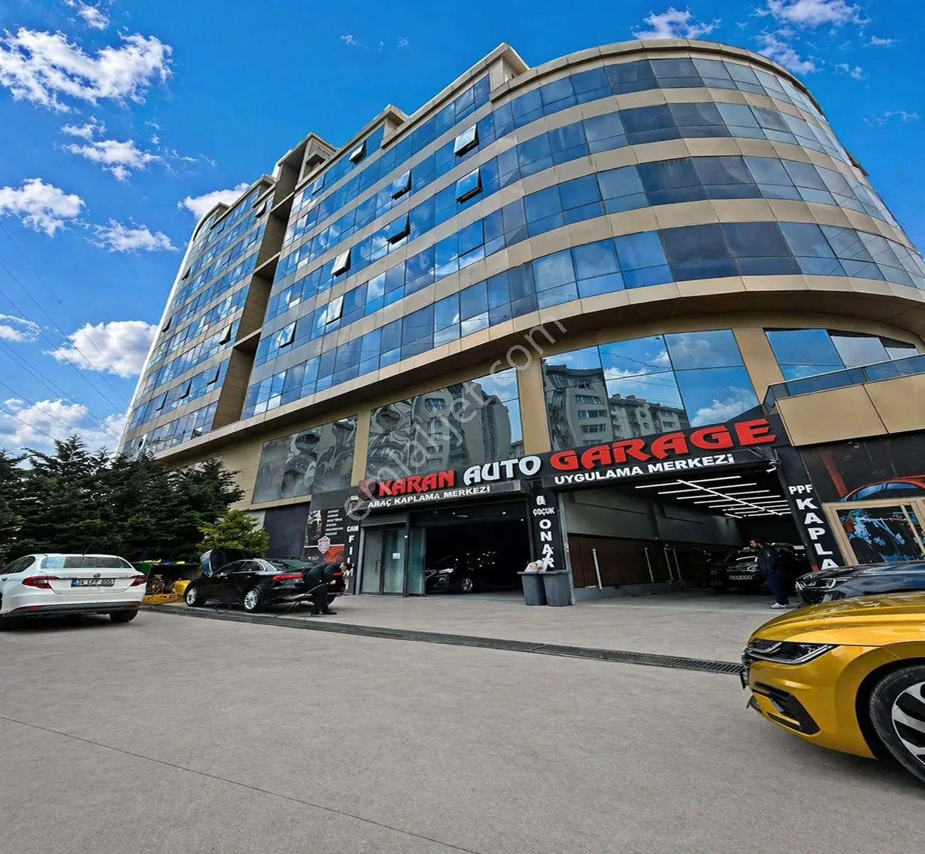 Hazır Müşterisi İle İşlek Bölgede Devren Kiralık Kurulu Dükkan!!