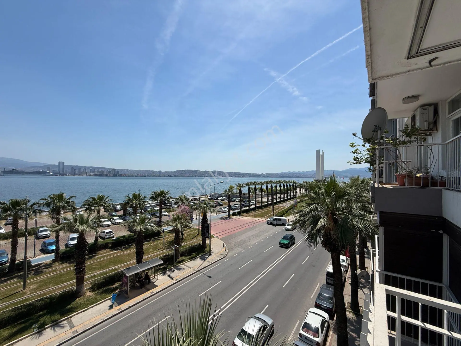 Yalı Bulvarı'nda Deniz Manzaralı Tadilatlı 3+1 Kiralık Daire - Görsel 5