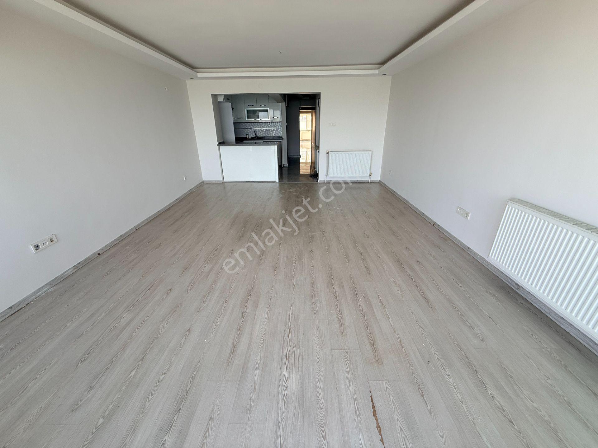 Yalı Bulvarı'nda Deniz Manzaralı Tadilatlı 3+1 Kiralık Daire - Görsel 7