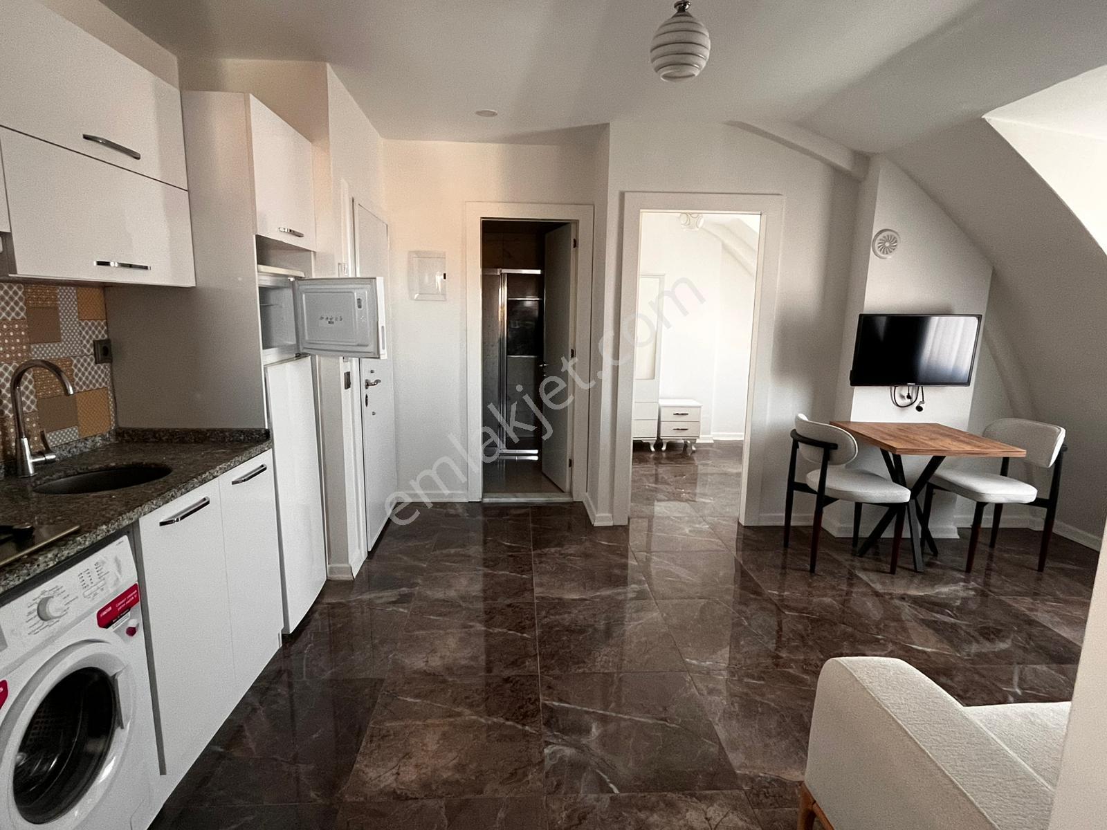 Ender Uysal Gayrimenkulden Zeytinköy De 2+1 Satılık İçi Sıfır Lüx Satılık Apart...