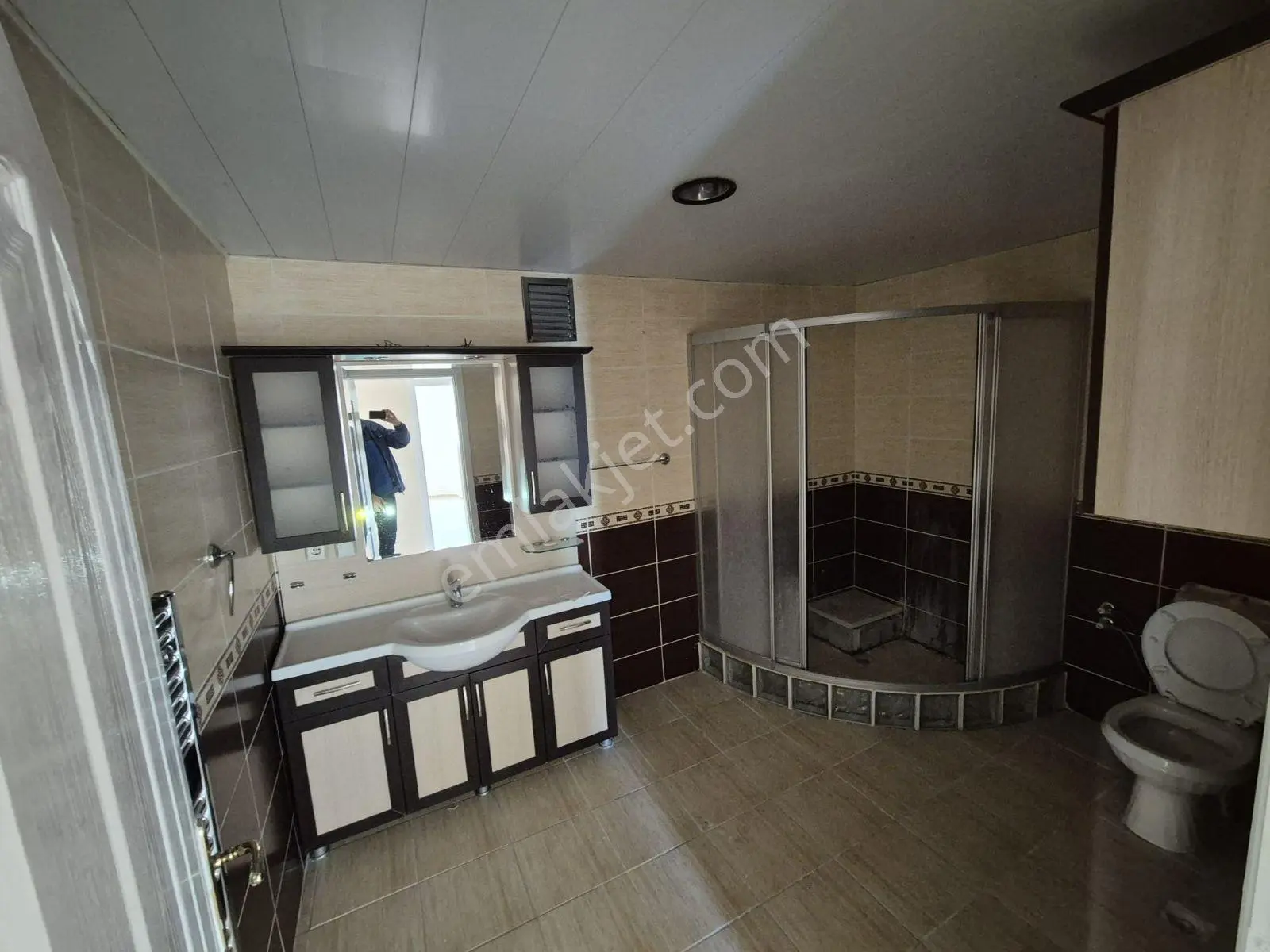 Kayakyolu Merkezinde Kiralık 3+1 Daire - Görsel 4