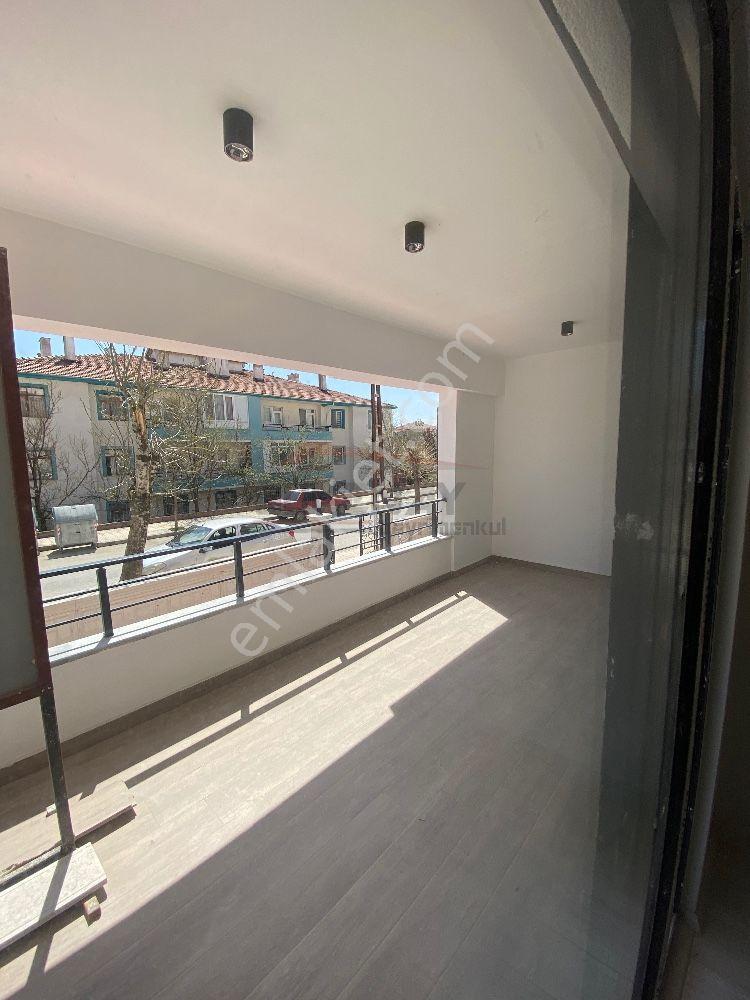 Güvenay - Çorum Gülabibey Mah. Beytepe 5. Caddesi Üzeri Sıfır 3+1 Satılık Daire - Görsel 6