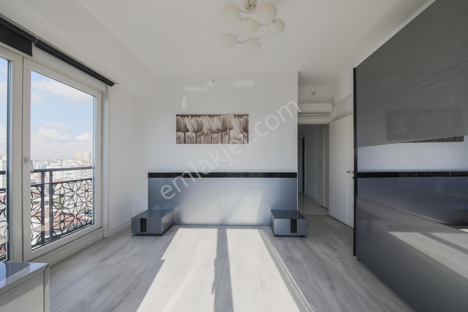Suadiye'de Kapanmaz Deniz Manzara Residence Havuzlu Güvenlikli - Görsel 45
