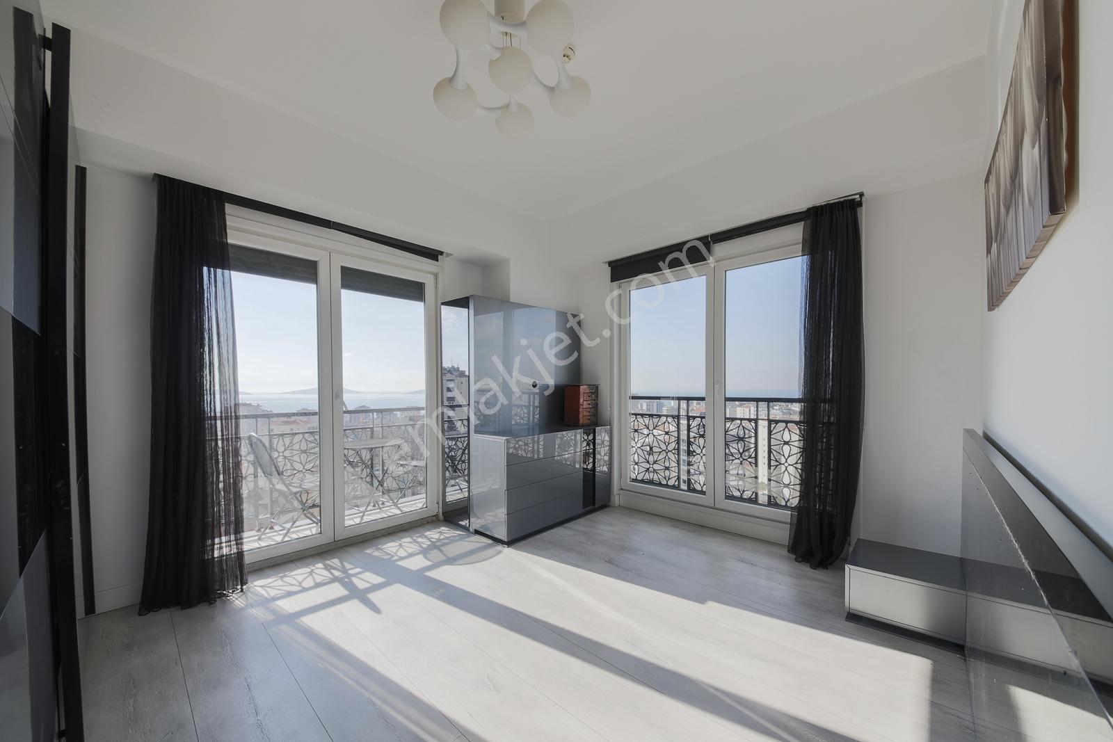 Suadiye'de Kapanmaz Deniz Manzara Residence Havuzlu Güvenlikli - Görsel 11