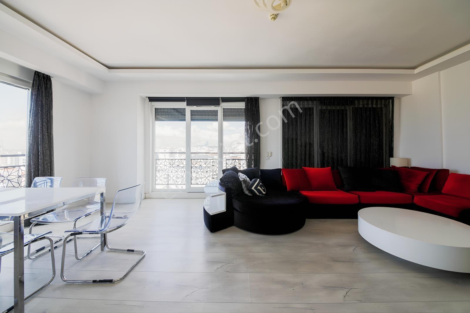 Suadiye'de Kapanmaz Deniz Manzara Residence Havuzlu Güvenlikli - Görsel 5