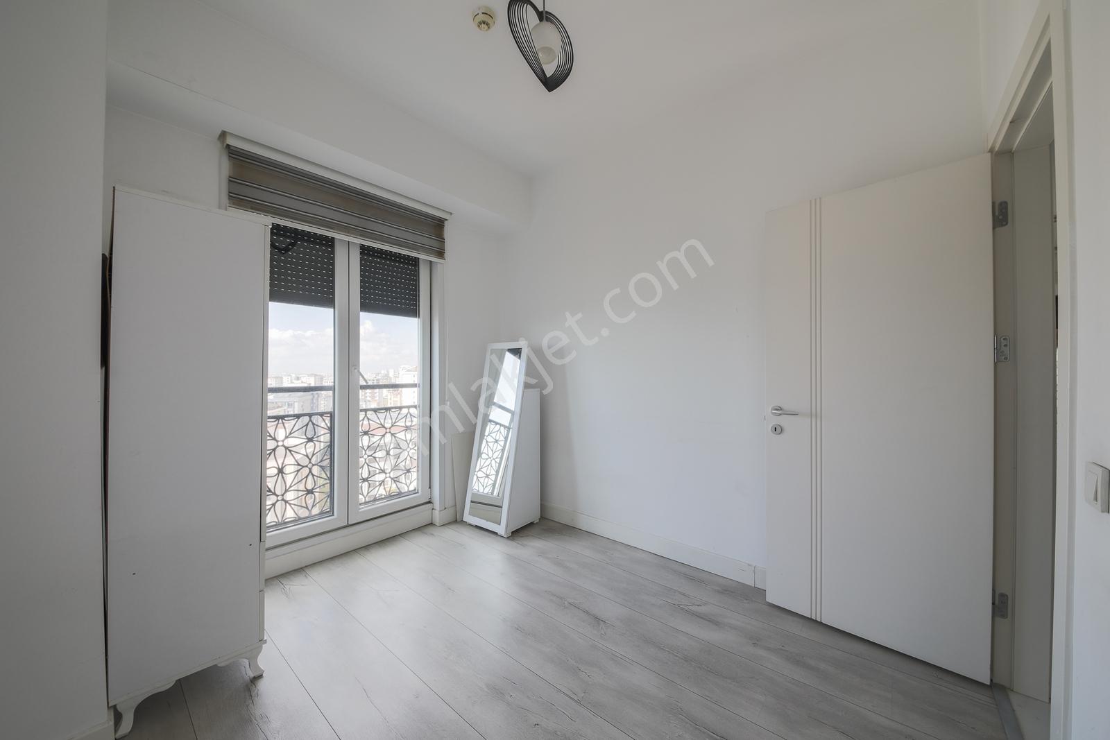 Suadiye'de Kapanmaz Deniz Manzara Residence Havuzlu Güvenlikli - Görsel 15