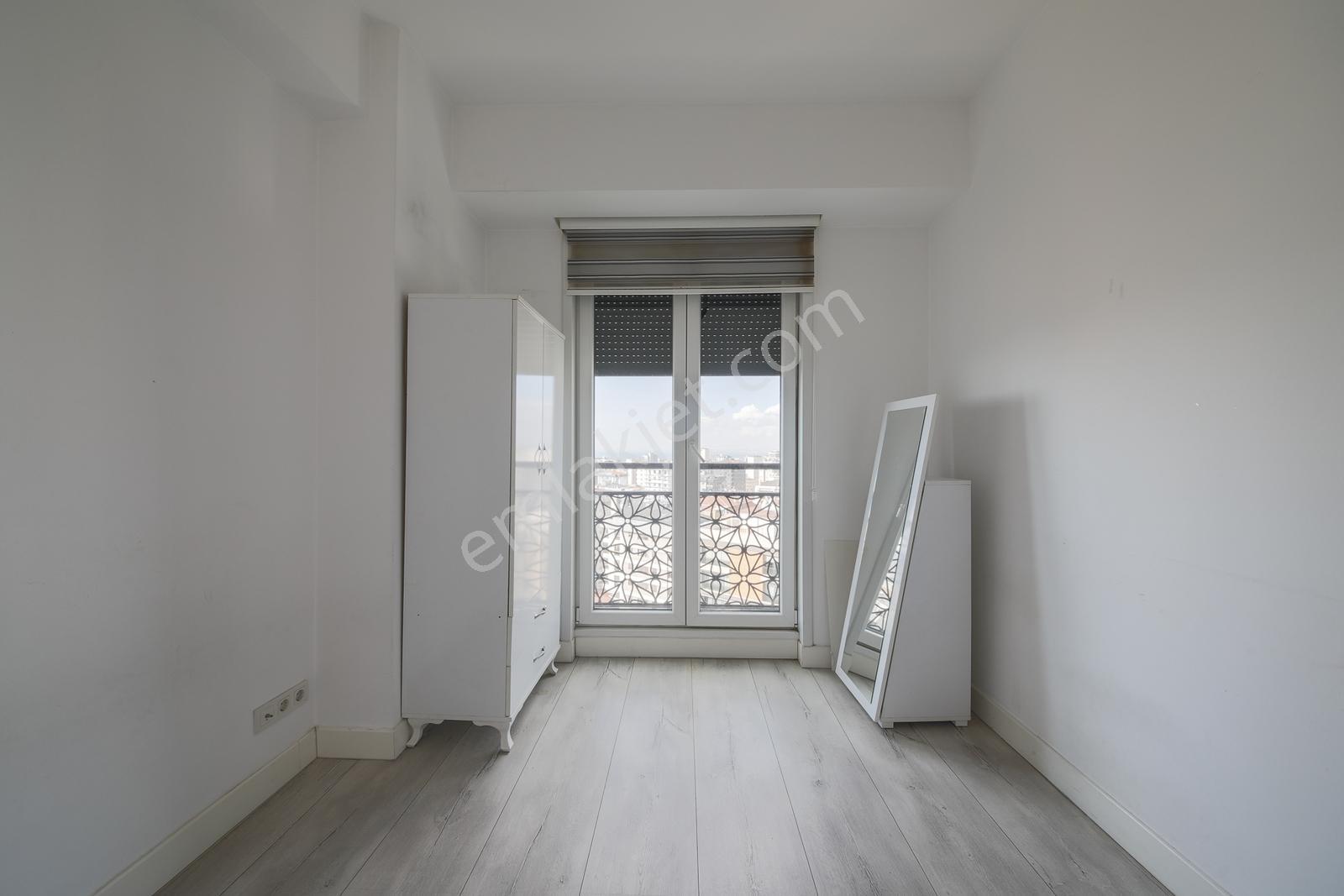 Suadiye'de Kapanmaz Deniz Manzara Residence Havuzlu Güvenlikli - Görsel 14