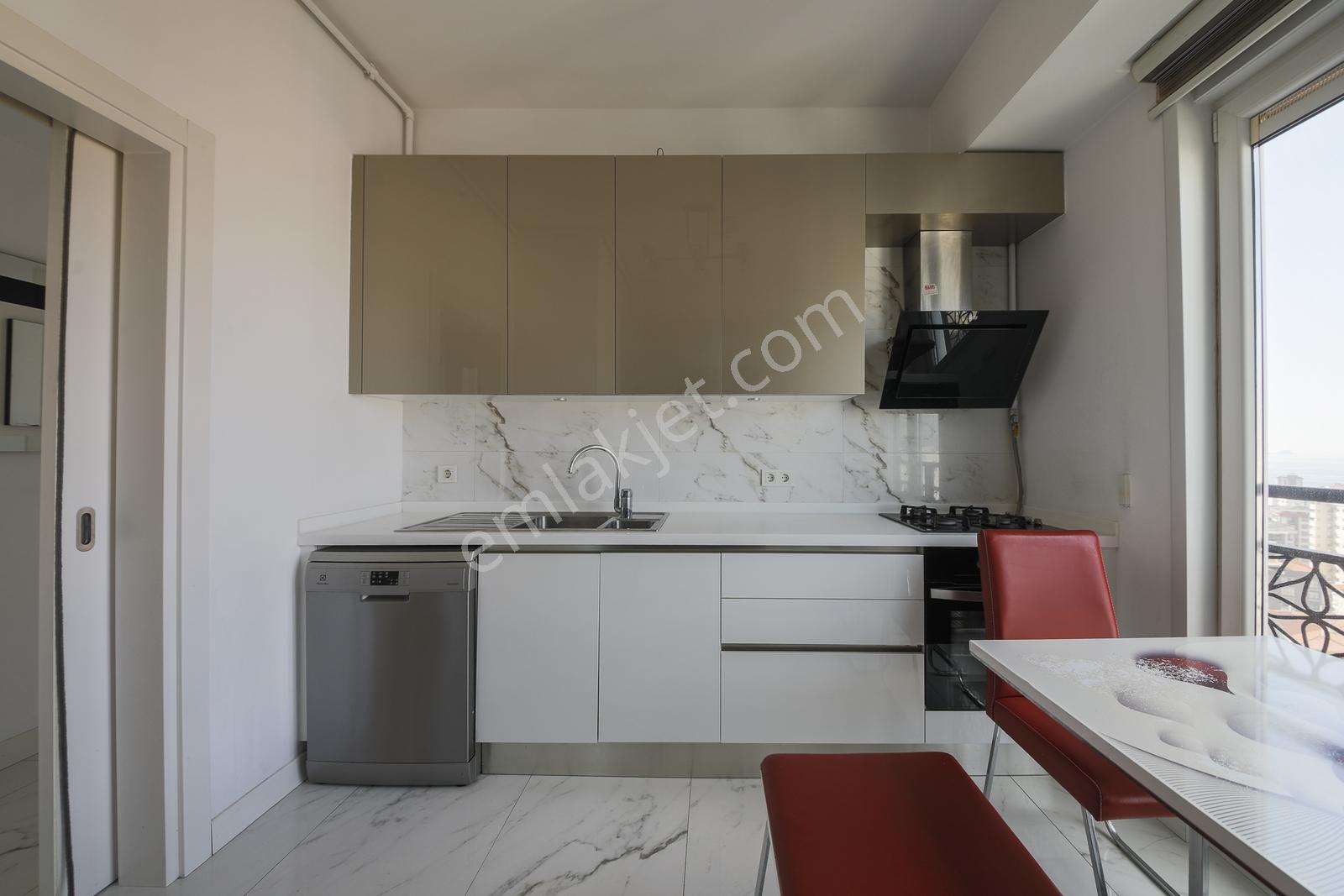 Suadiye'de Kapanmaz Deniz Manzara Residence Havuzlu Güvenlikli - Görsel 43