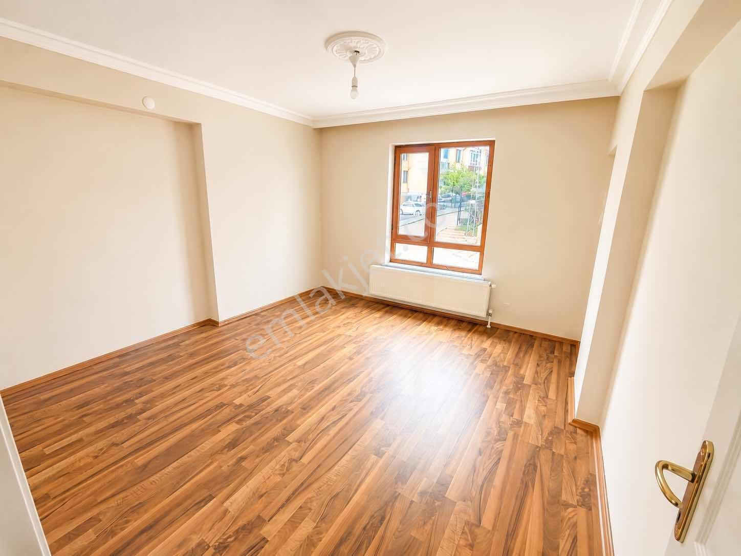 Teras Balkonlu Ön Cephe Cadde Yakını Daire Arayanlara - Görsel 5
