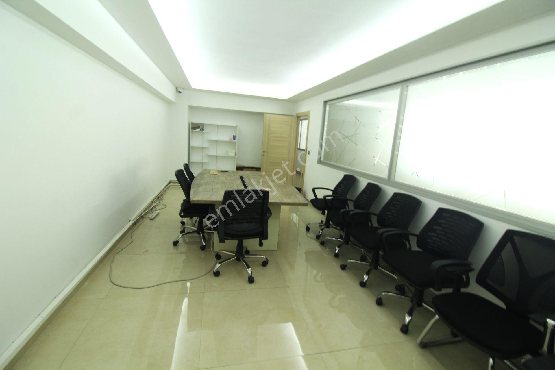Merkezi Konumda, Geniş Metrajlı Kurumsal Kiralık Ofis Yaşamkent - Görsel 20
