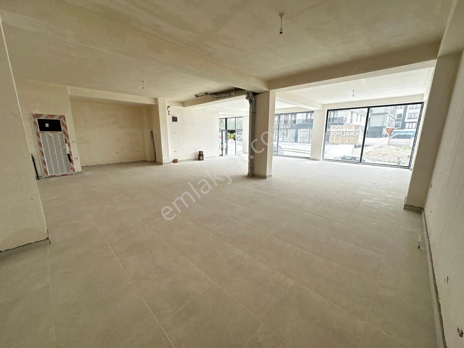 Beylikdüzü Kavaklıda Ana Caddeye Cepheli 300 M2 Kiralık Dükkan Mağaza - Görsel 19