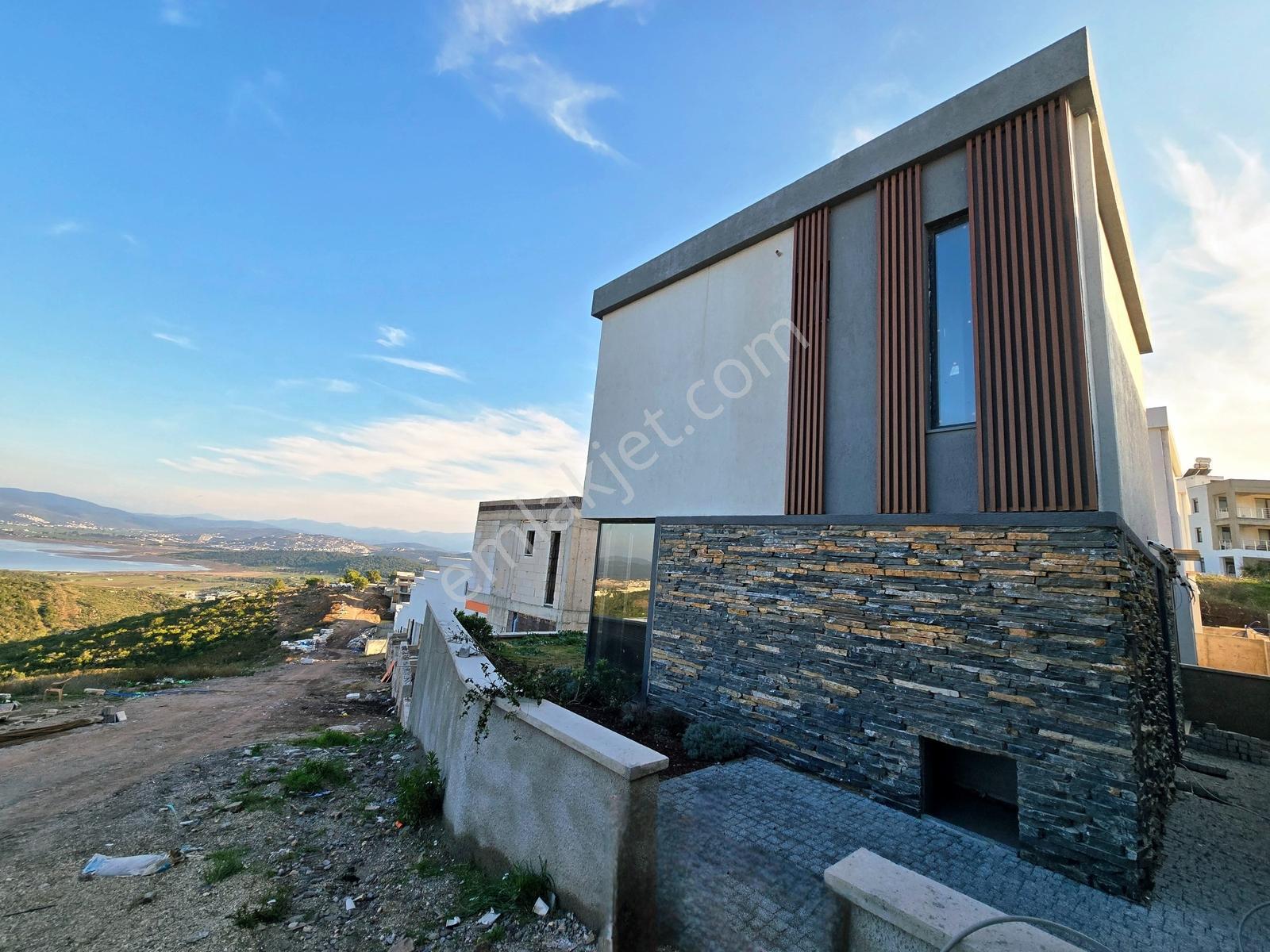 Bodrum Adabükü Havuzlu Sitede Satılık Tam Müstakil Villa - Görsel 19