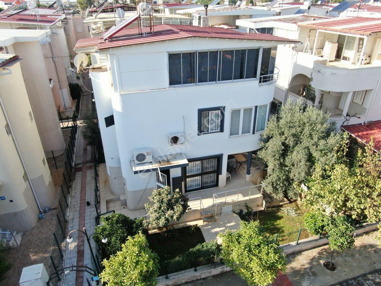 Didim Merkezde Satılık 4+1 Tripleks Villa Acil Şok Fiyata Düştü - Denize Yakın - Görsel 34