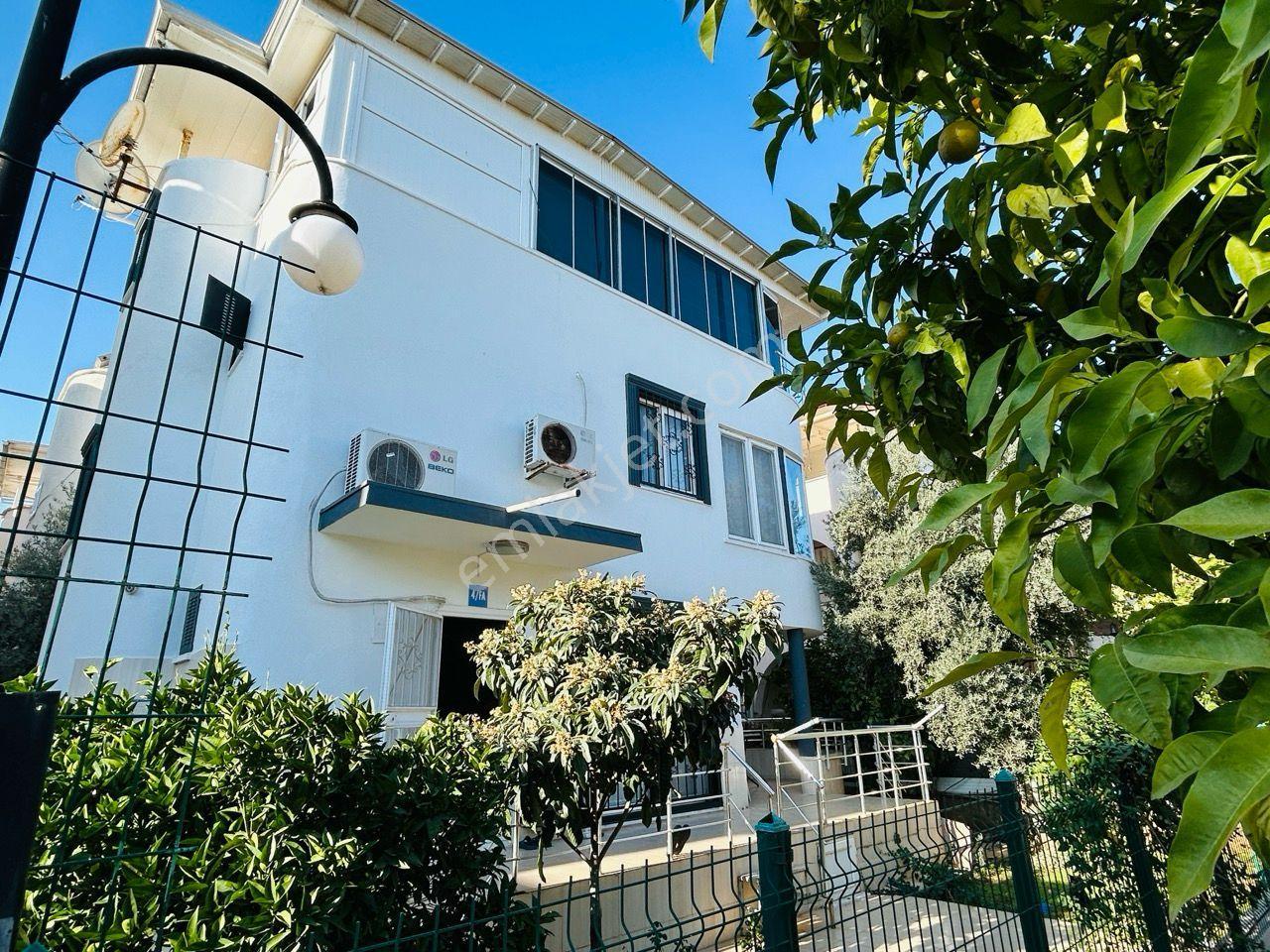 Didim Merkezde Satılık 4+1 Tripleks Villa Acil Şok Fiyata Düştü - Denize Yakın - Görsel 3