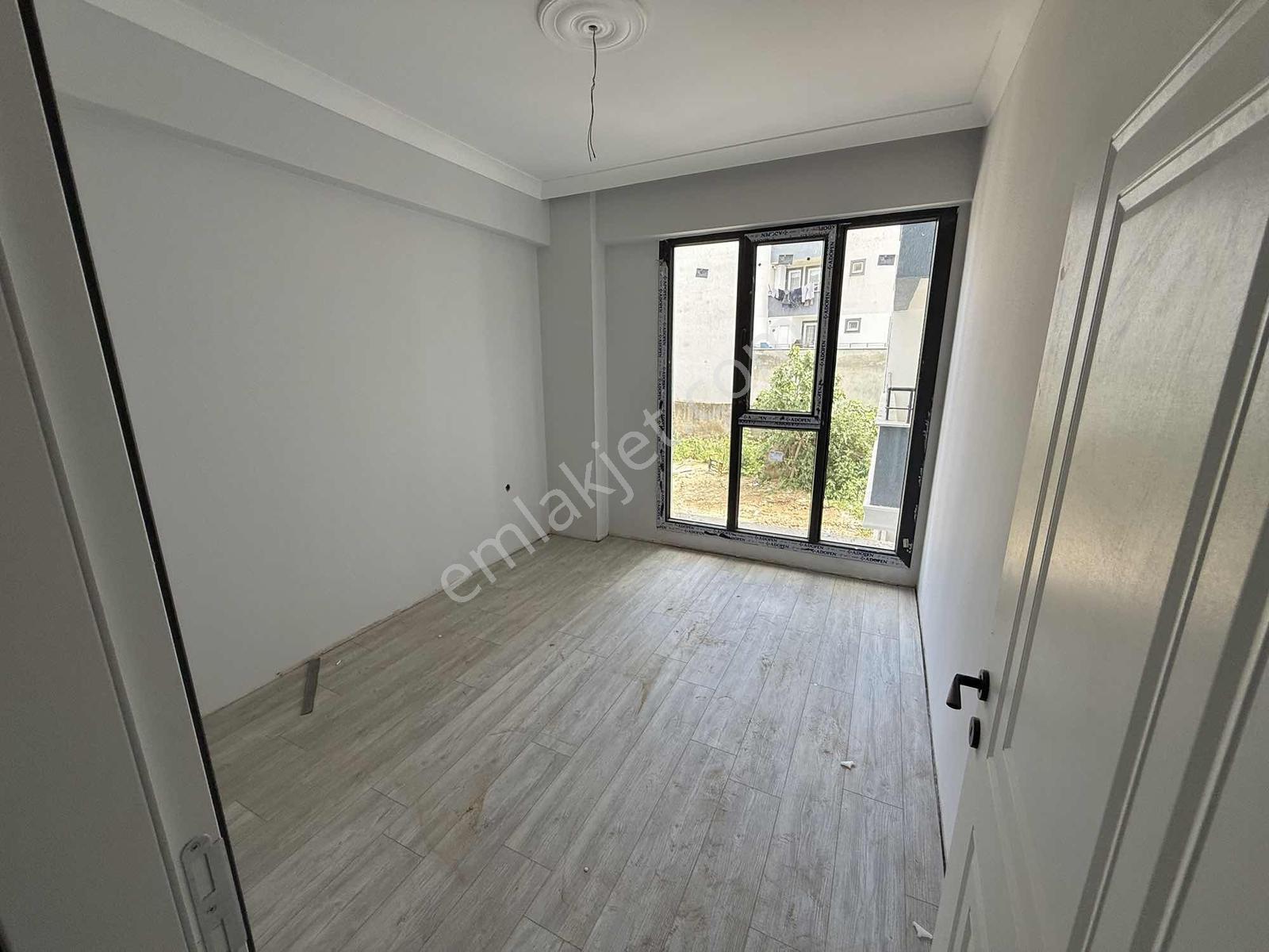 Gömeç Yaya Mahallesinde Ebeveyn Banyolu 2+1 Kapalı Mutfak Daire - Görsel 6
