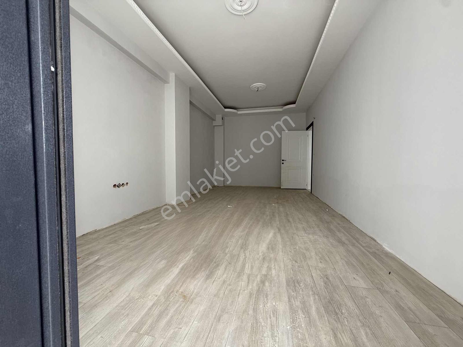 Gömeç Yaya Mahallesinde Ebeveyn Banyolu 2+1 Kapalı Mutfak Daire - Görsel 11