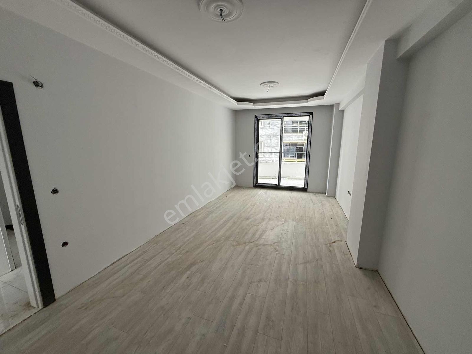 Gömeç Yaya Mahallesinde Ebeveyn Banyolu 2+1 Kapalı Mutfak Daire - Görsel 5