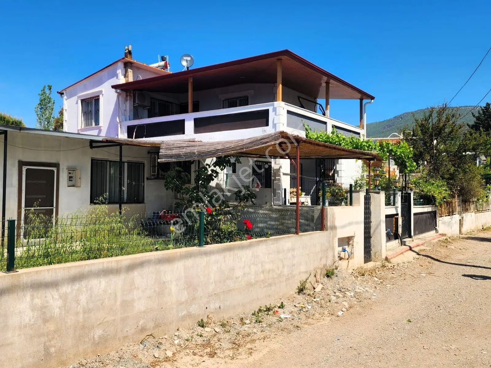 İzmi̇r Menderes Gümüldür De Deni̇ze Sıfır Satılık 2 Adet Dai̇re 2+2 - Görsel 2