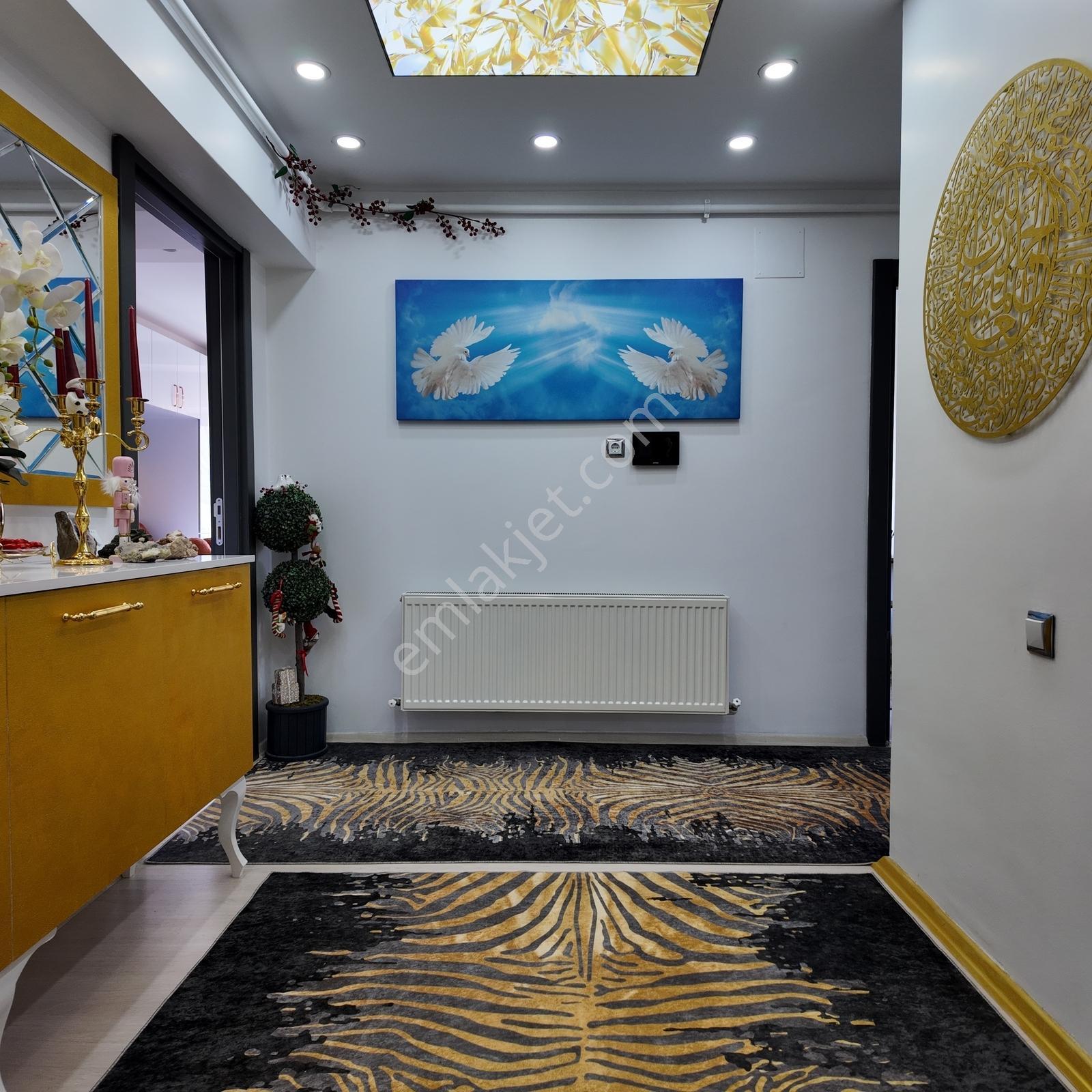 Hürriyet Karahan Sitesinde Ekstralı 178 M2 Arakat 3+1 Daire - Görsel 6