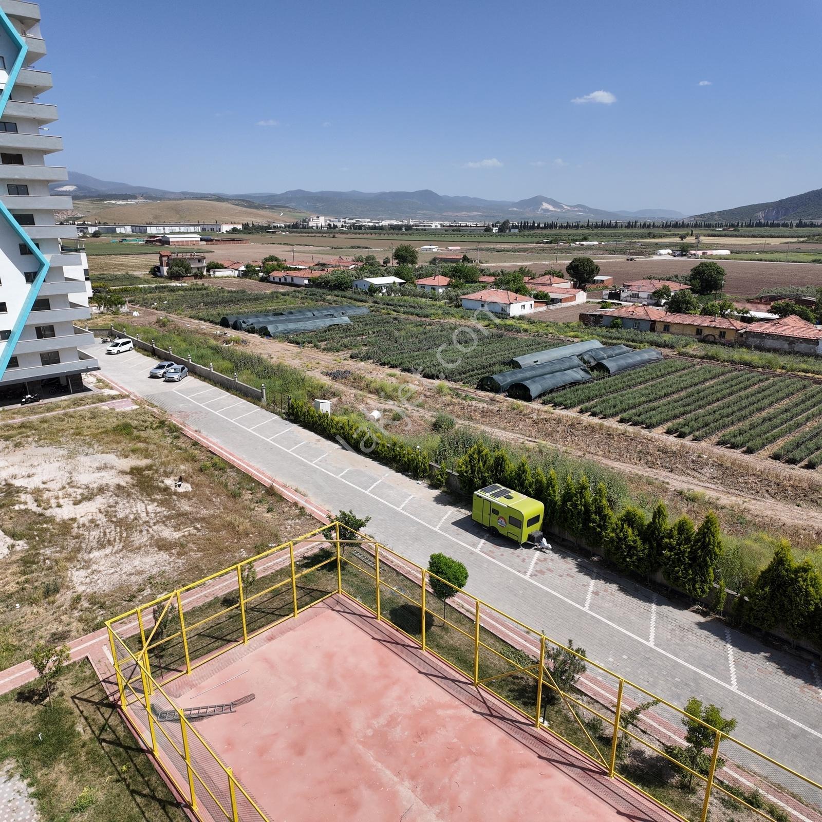 Hürriyet Karahan Sitesinde Ekstralı 178 M2 Arakat 3+1 Daire - Görsel 19