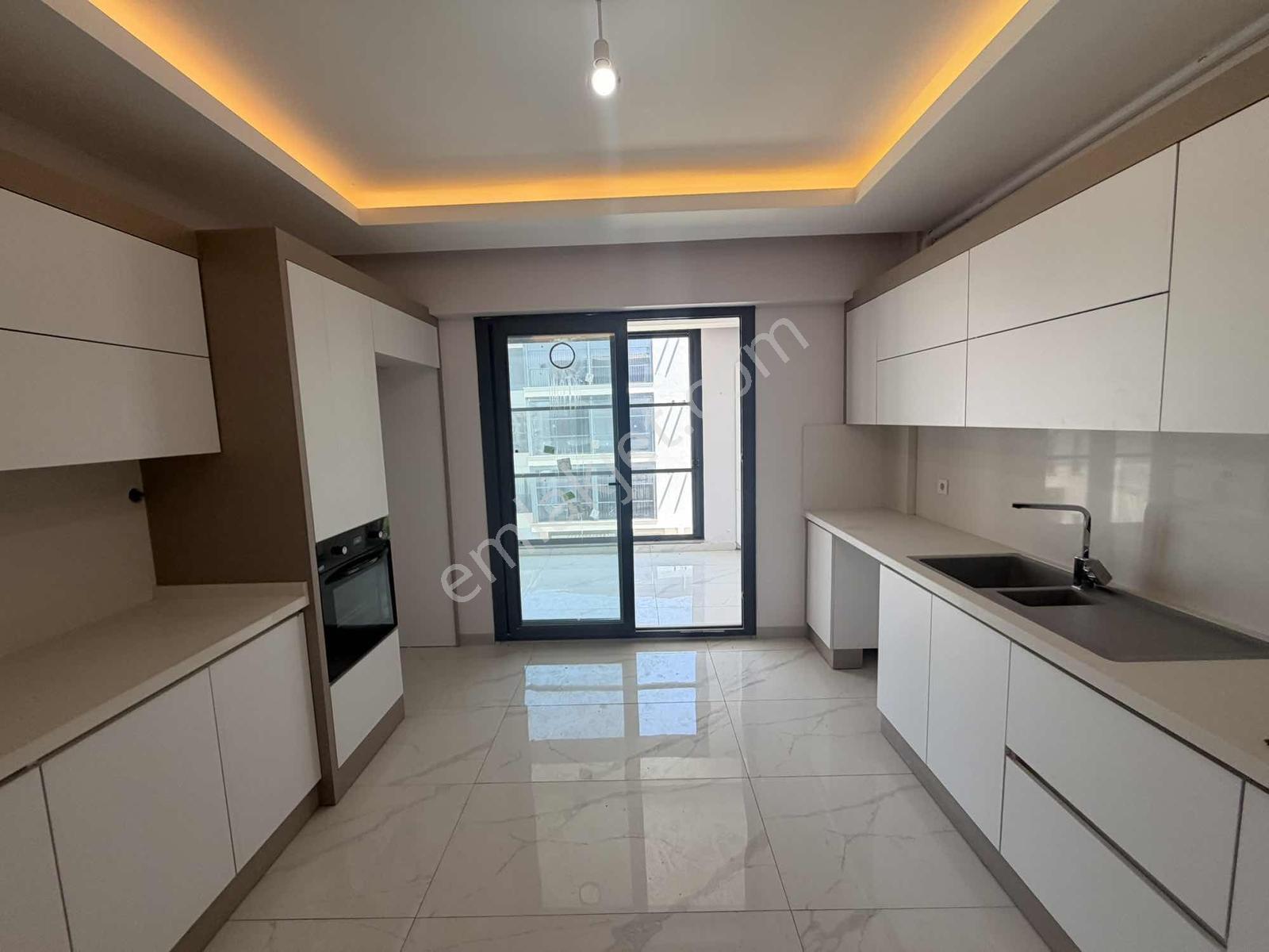 Uygan'dan Muratbey Mah. 3+1 140m² Ultra Lüx Kapalı Otoparklı - Görsel 34