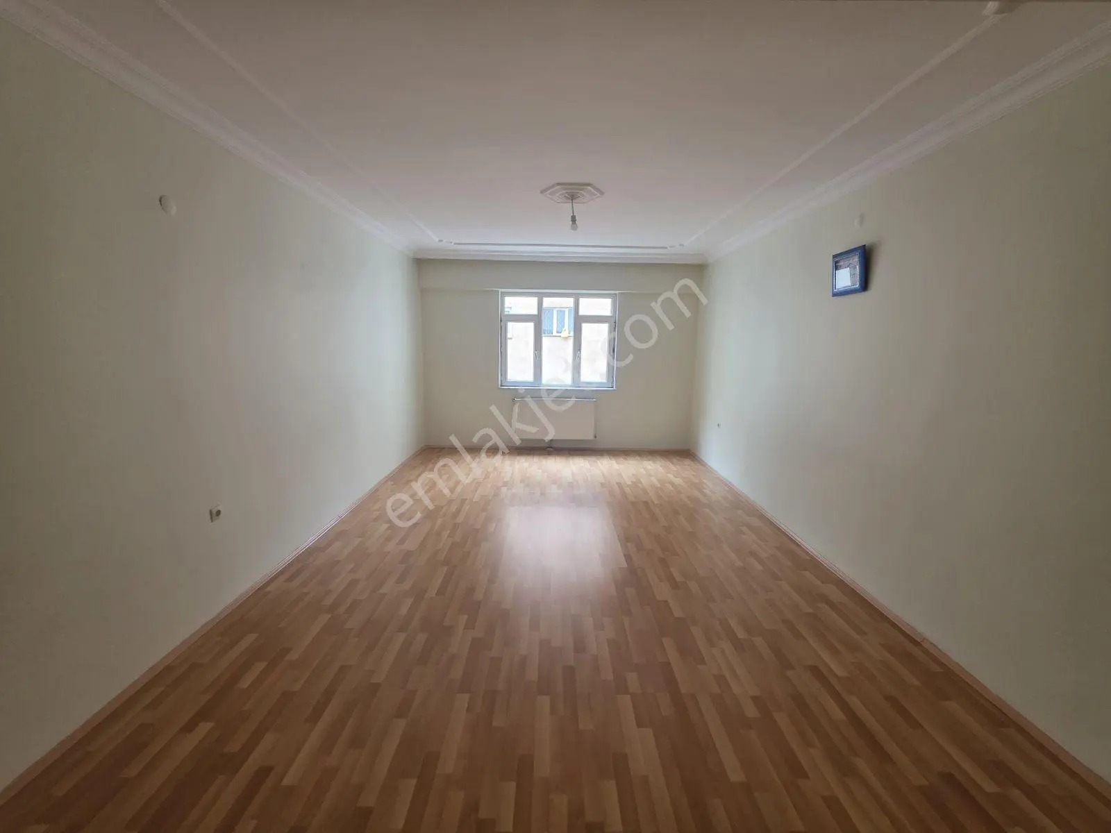 Emlak Dünyası Gym'den Çaykara Cad Kiralık 3+1 Daire - Görsel 4