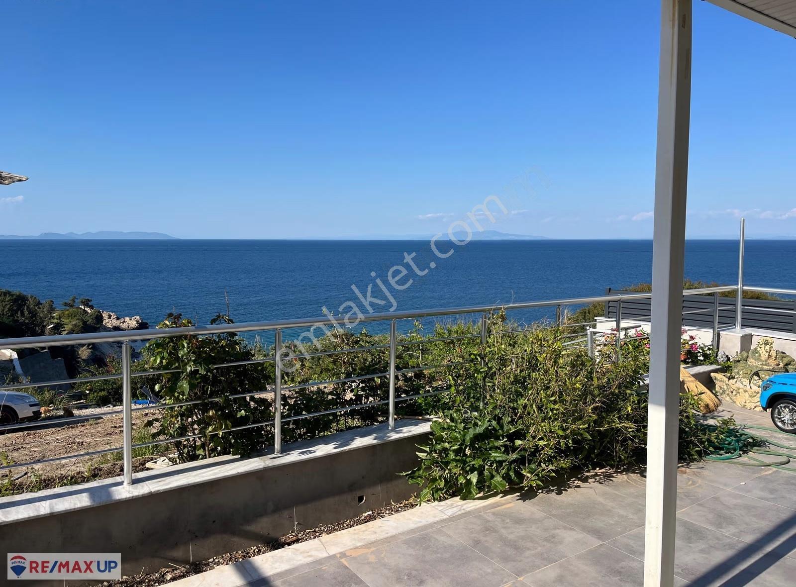 Bozköy'de Denize En Ön Sırada Bahçeli Eşyalı Villa - Görsel 11