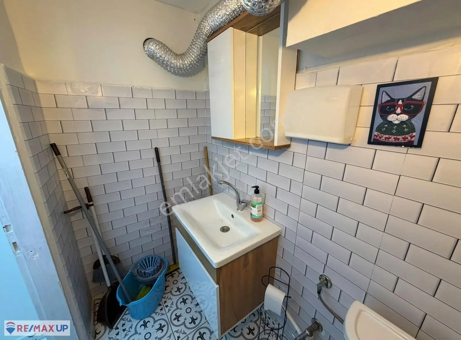 İnönü Caddesi Yakını Basın Sitesi'nde Devren Kiralık Dükkan - Görsel 4