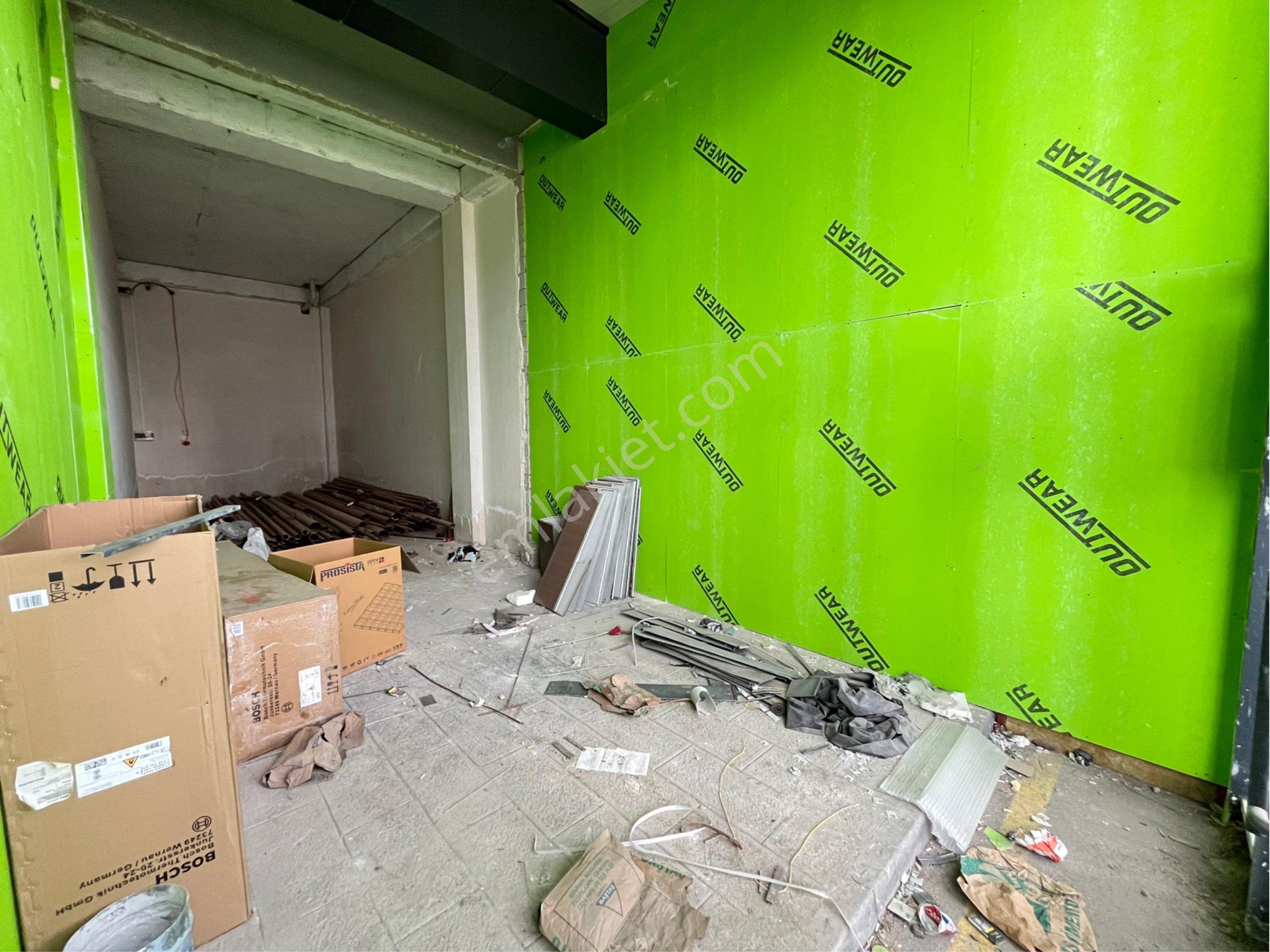 Tekin Emlaktan Forum Avm Karşısı 60+60 M2 Her İşe Uygun Kiralık Dükkan !!!! - Görsel 6