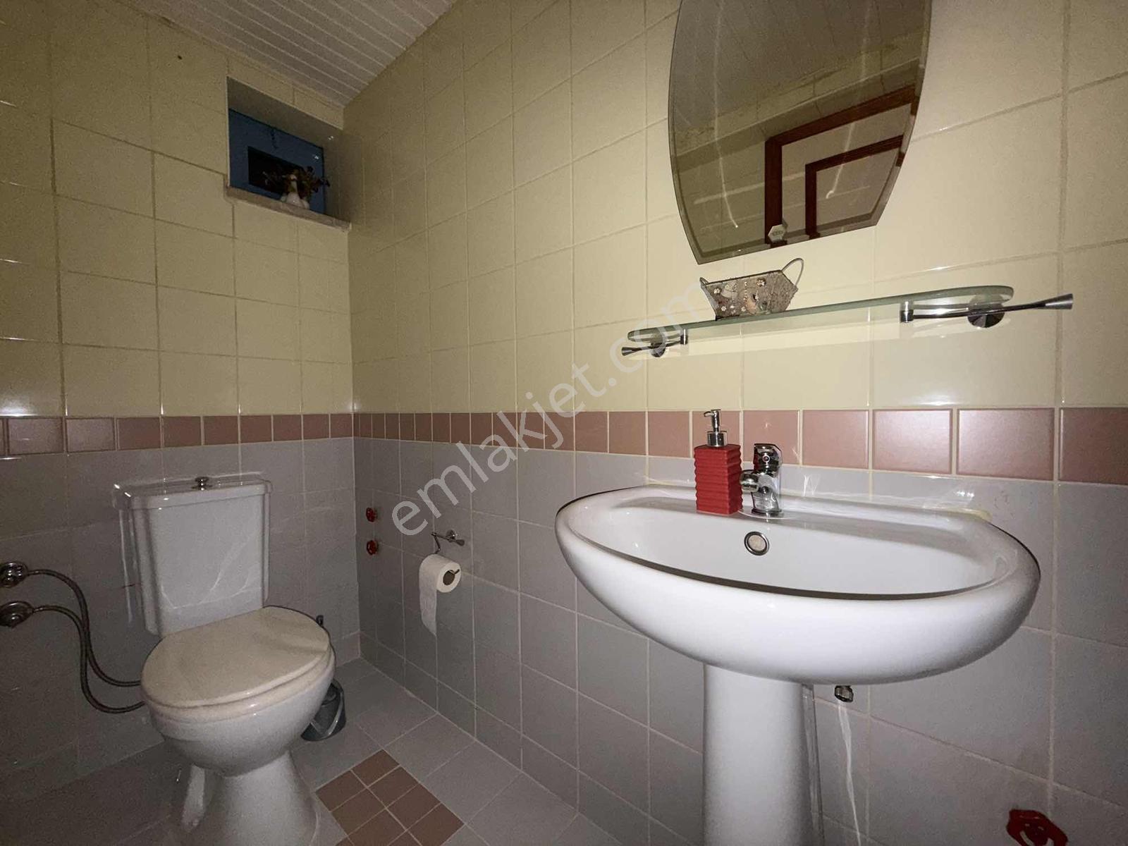 Binyapıdan Çamlıkta Ara Kat Site İçerisinde Satılık Daire !! - Görsel 14